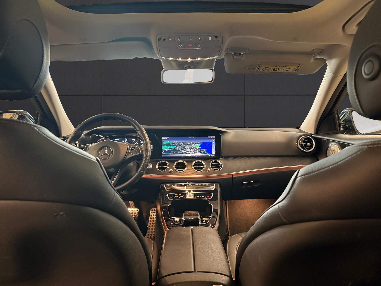 MERCEDES-BENZ E 220 d All-Terrain Avantgarde 4Matic 9G-Tronic-image-19