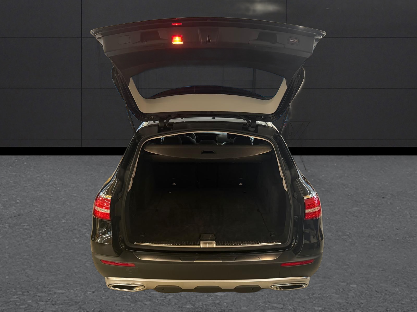 MERCEDES-BENZ E 220 d All-Terrain Avantgarde 4Matic 9G-Tronic-image-4