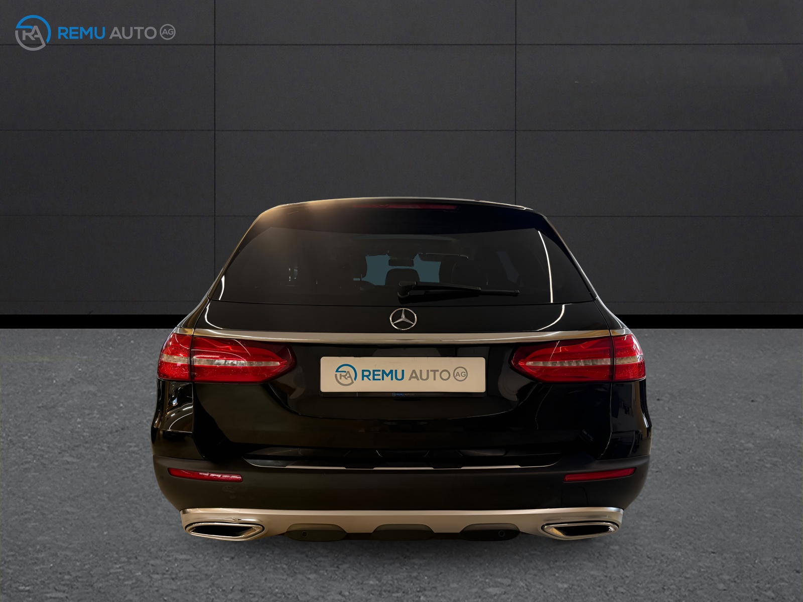 MERCEDES-BENZ E 220 d All-Terrain Avantgarde 4Matic 9G-Tronic-showroom-element-3