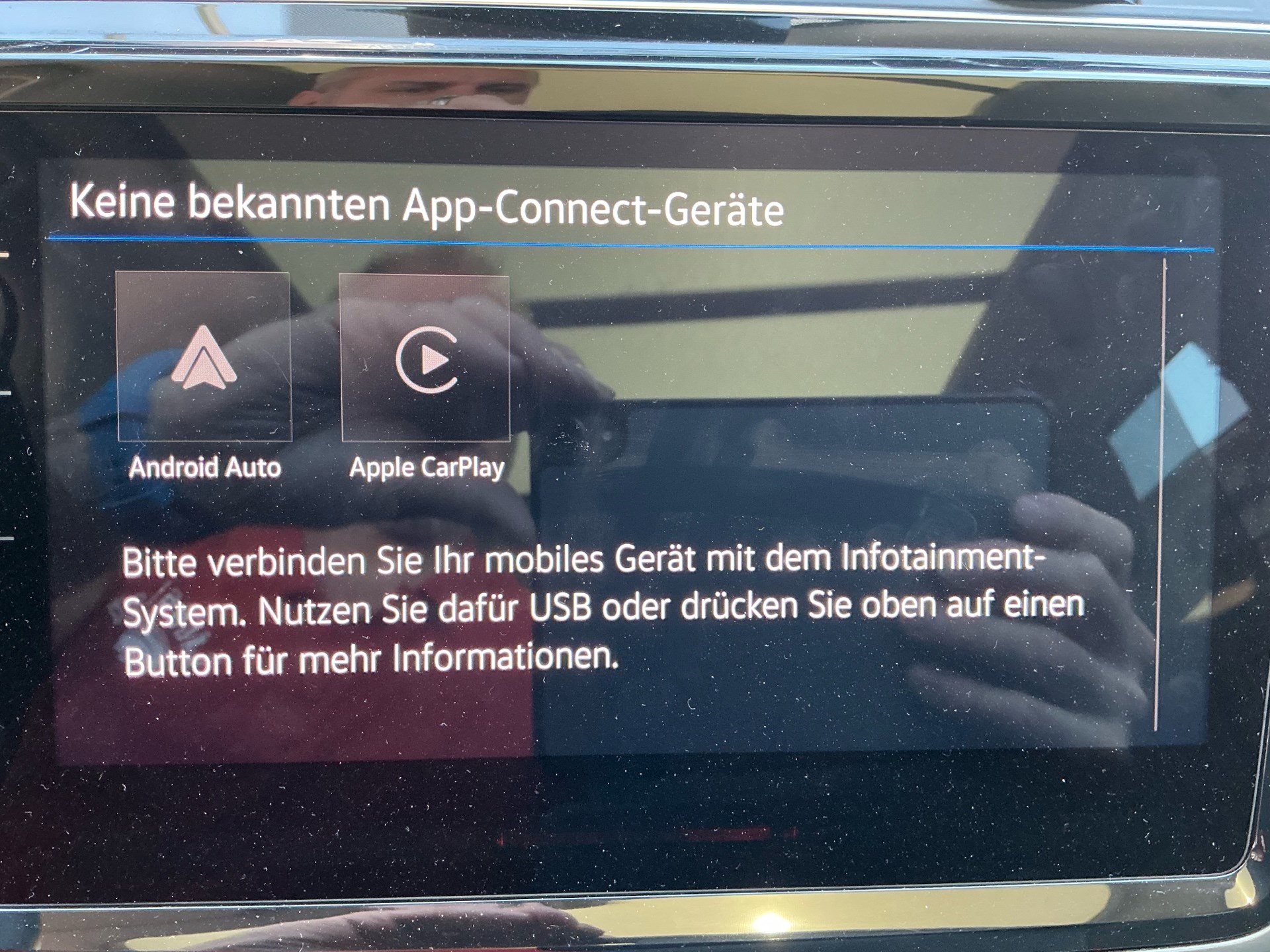 VW Touran 1.5 TSI Comfortline DSG *** PANORAMADACH & ANHÄNGERKUPPLUNG ***-image-15