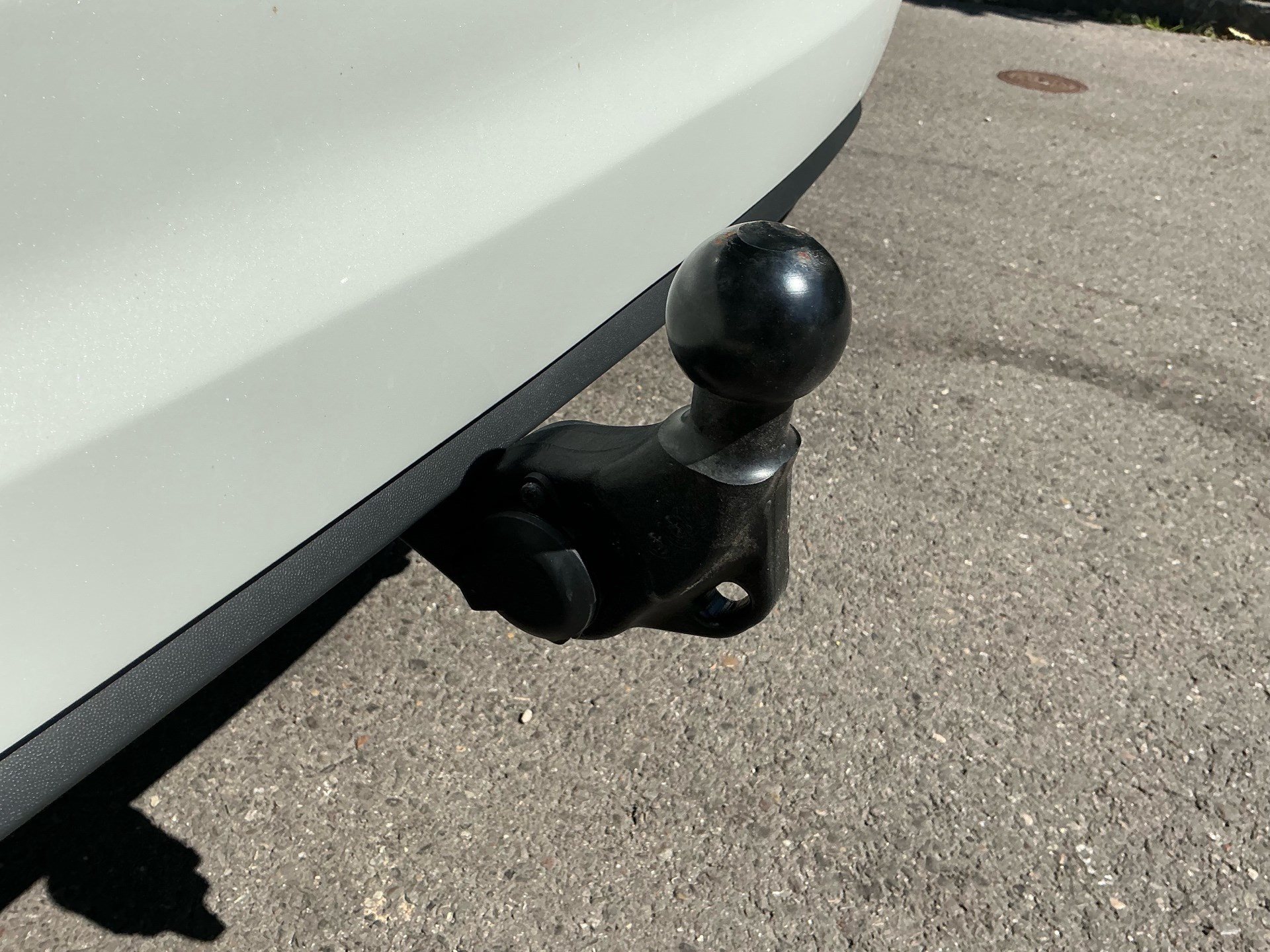 VW Touran 1.5 TSI Comfortline DSG *** PANORAMADACH & ANHÄNGERKUPPLUNG ***-image-29