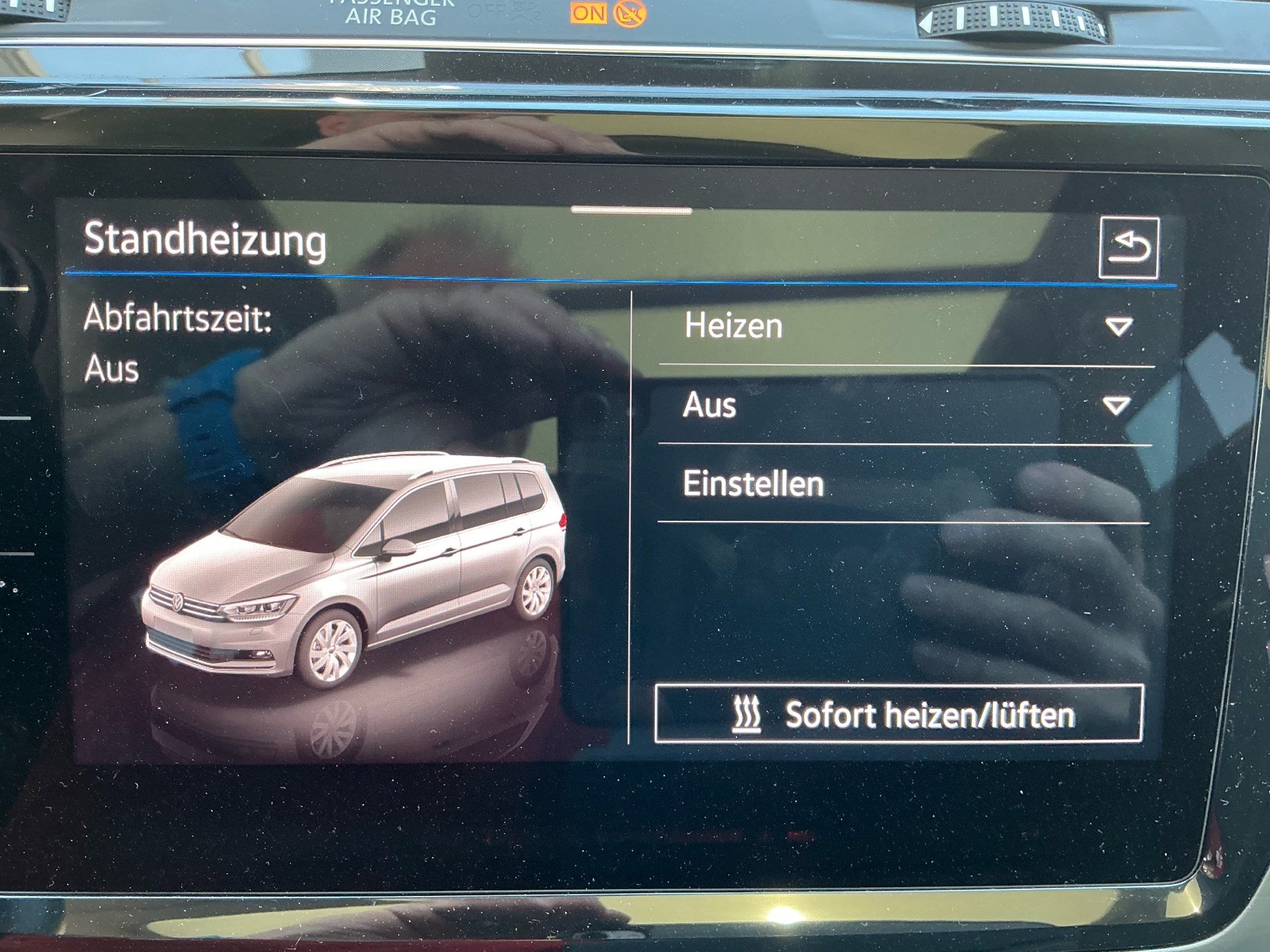 VW Touran 1.5 TSI Comfortline DSG *** PANORAMADACH & ANHÄNGERKUPPLUNG ***-image-21