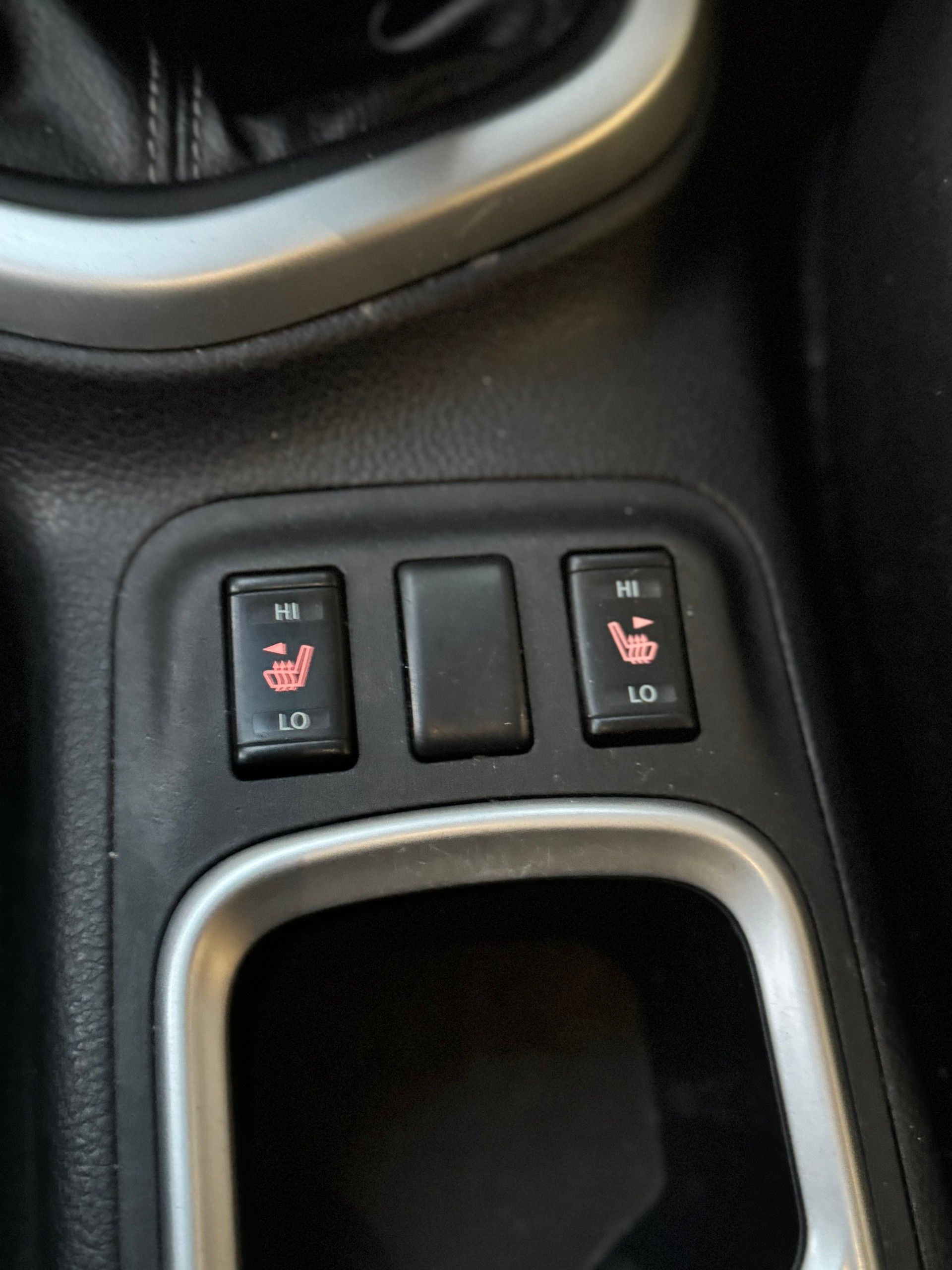 NISSAN Navara King Cab N-Connecta 2.3 dCi 4WD-image-21