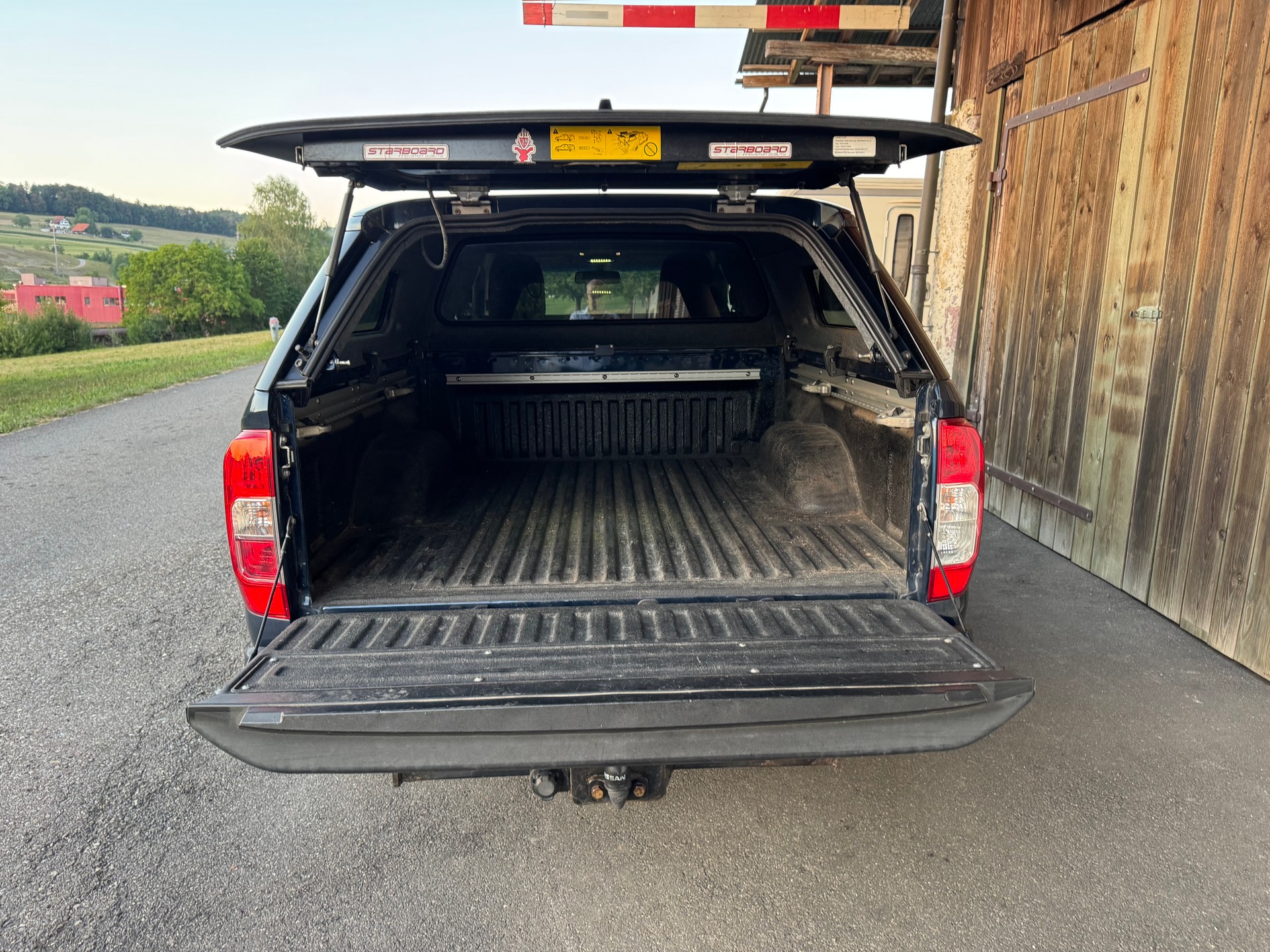 NISSAN Navara King Cab N-Connecta 2.3 dCi 4WD-image-11