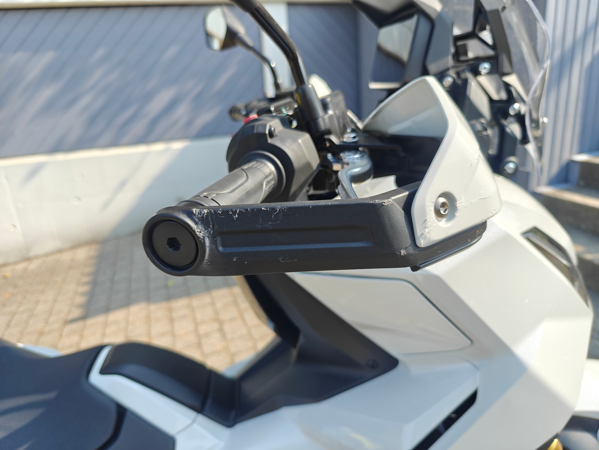 HONDA X-ADV 750 (35kW)-image-3