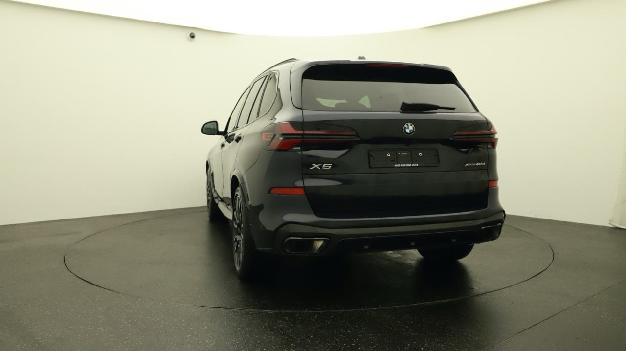 BMW X5 xDrive 48V 40d M Sport Steptronic-showroom-element-3