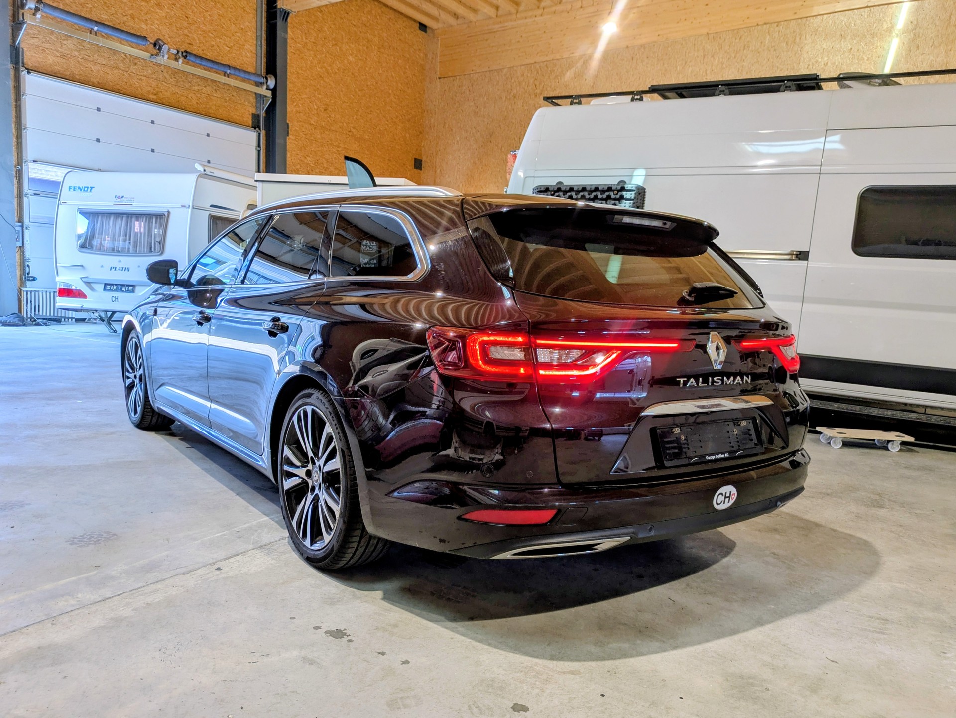 RENAULT Talisman Grandtour 1.6 TCe Initiale EDC-showroom-element-2