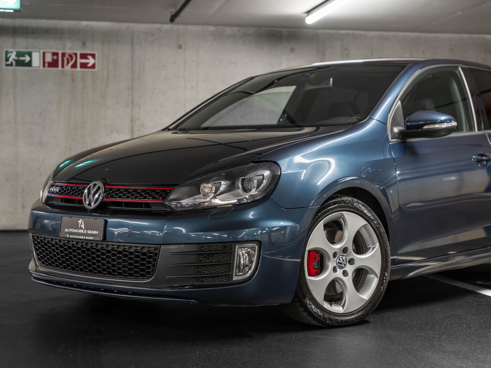 VW Golf 2.0 TSI GTI DSG-showroom-element-1