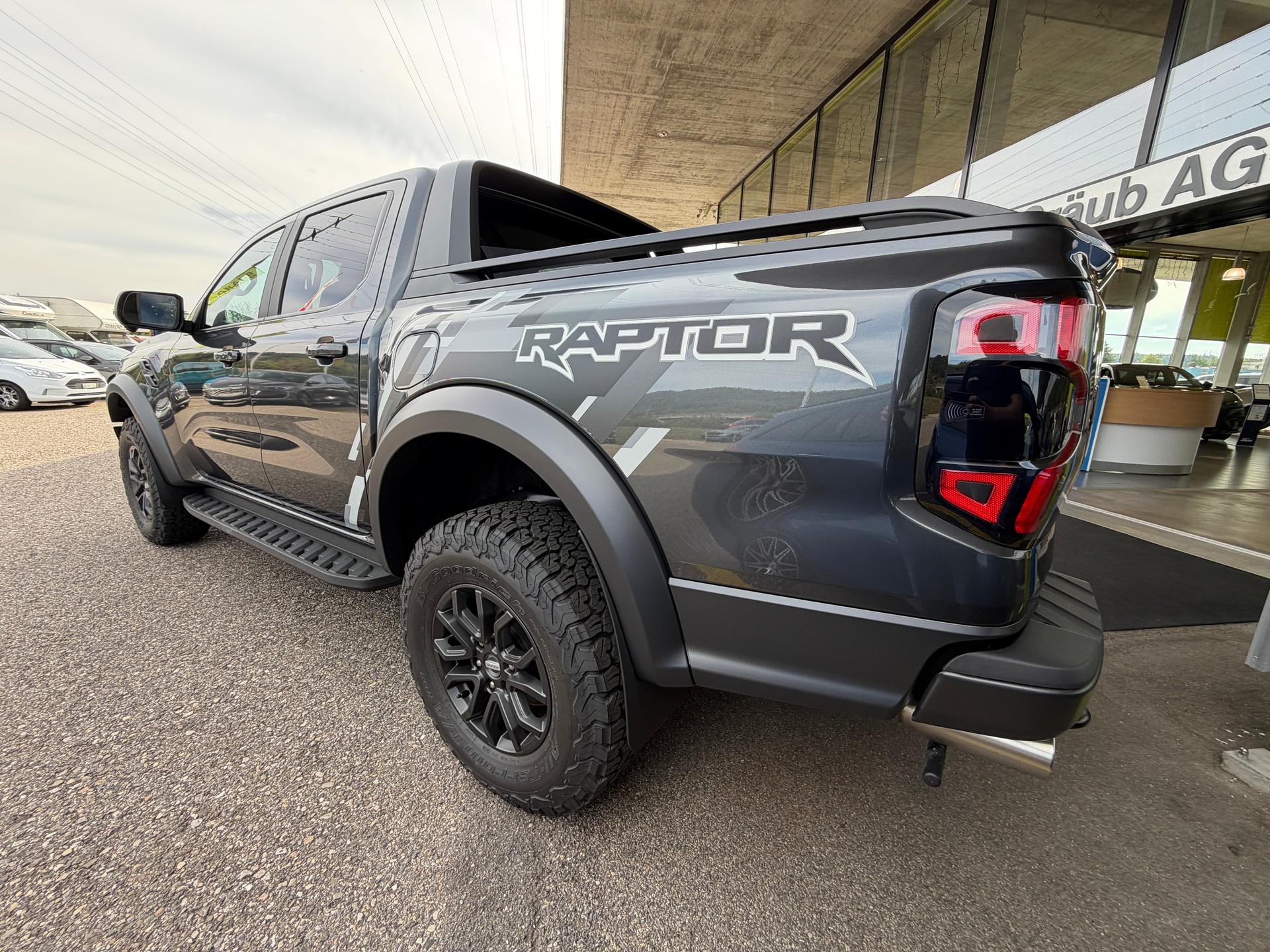 FORD Ranger Raptor 3.0 Eco Boost 4x4 A-showroom-element-2