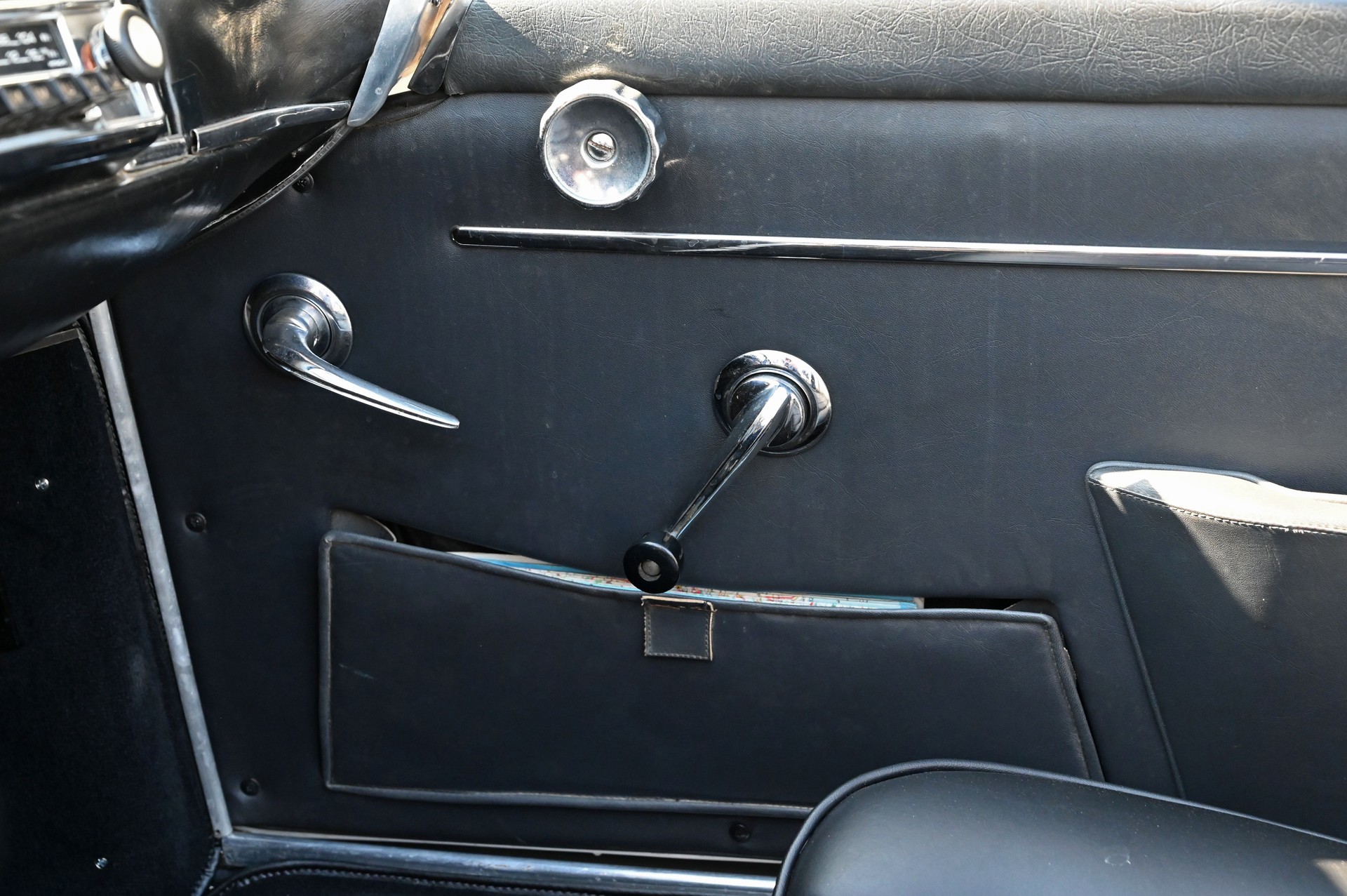 ALFA ROMEO 2600 Touring Spider-image-15
