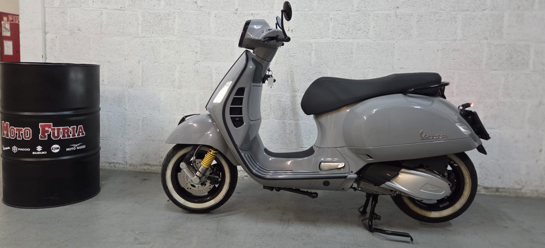 PIAGGIO Vespa GTS 300 HPE Super Tech ABS/ASR-image-3