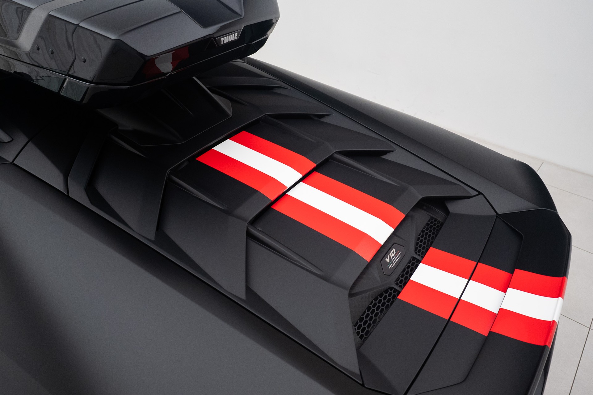 LAMBORGHINI Huracan Sterrato / 1 of 1499-image-11