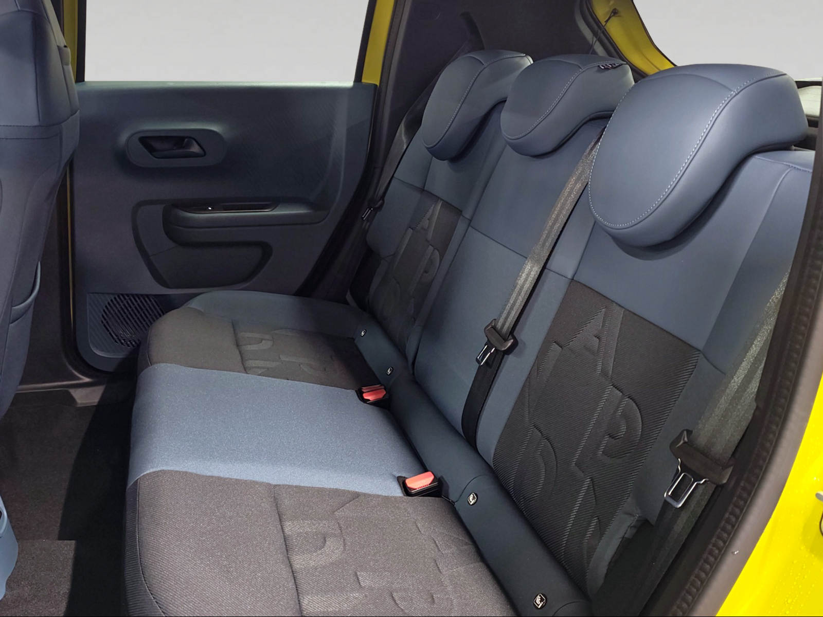 FIAT Grande Panda MHEV Icon-image-7