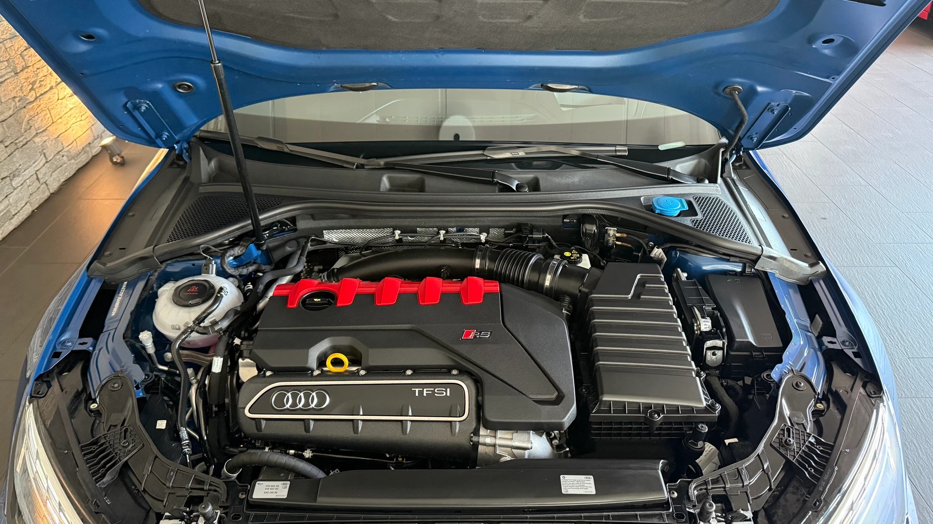 AUDI RS3 Sportback 2.5 TSI quattro S-tronic "Ascariblaumetallic"-image-27