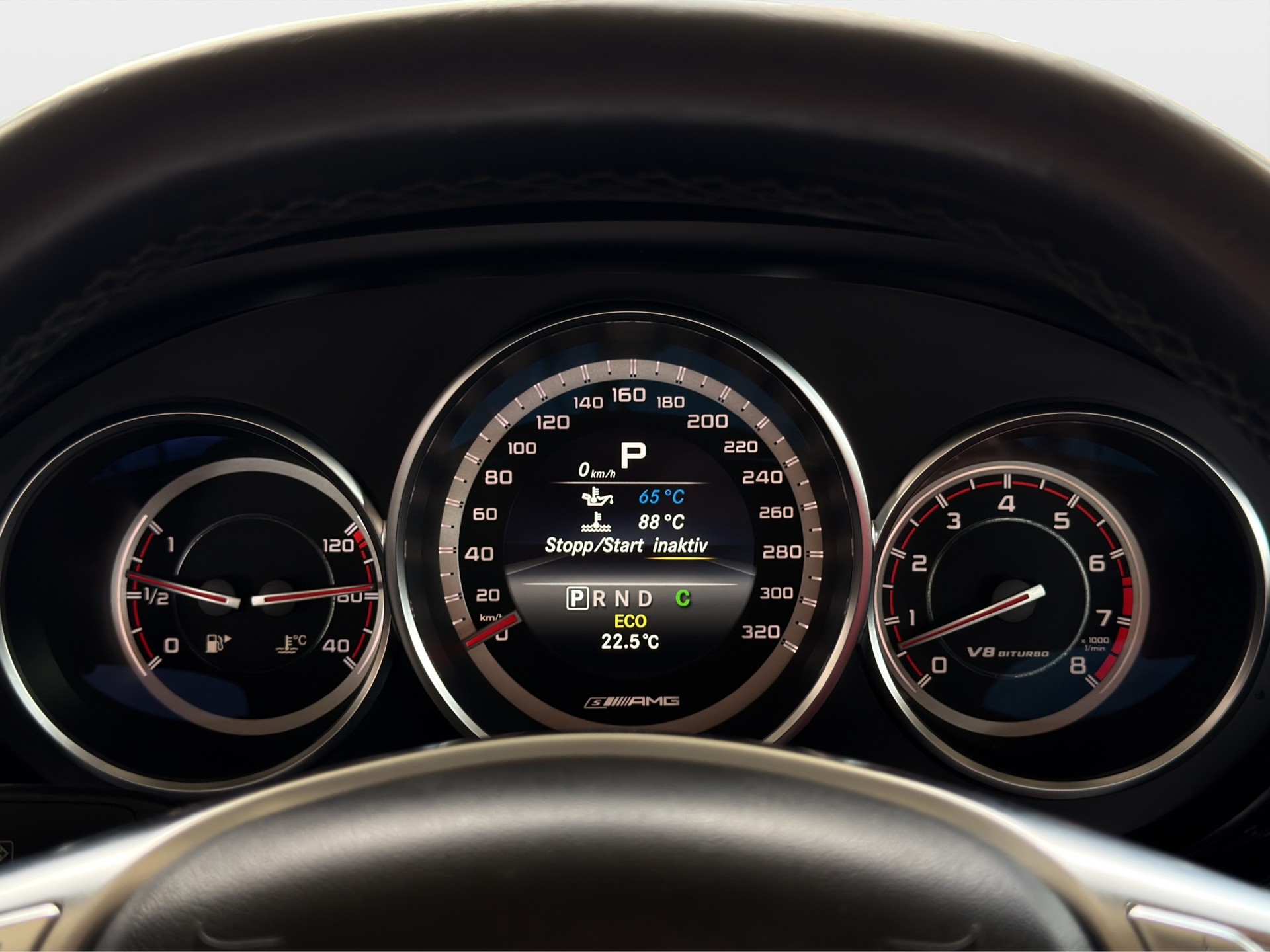 MERCEDES-BENZ CLS 63 AMG S Executive 4Matic Speedshift MCT0*Frisch ab MFK*-image-10