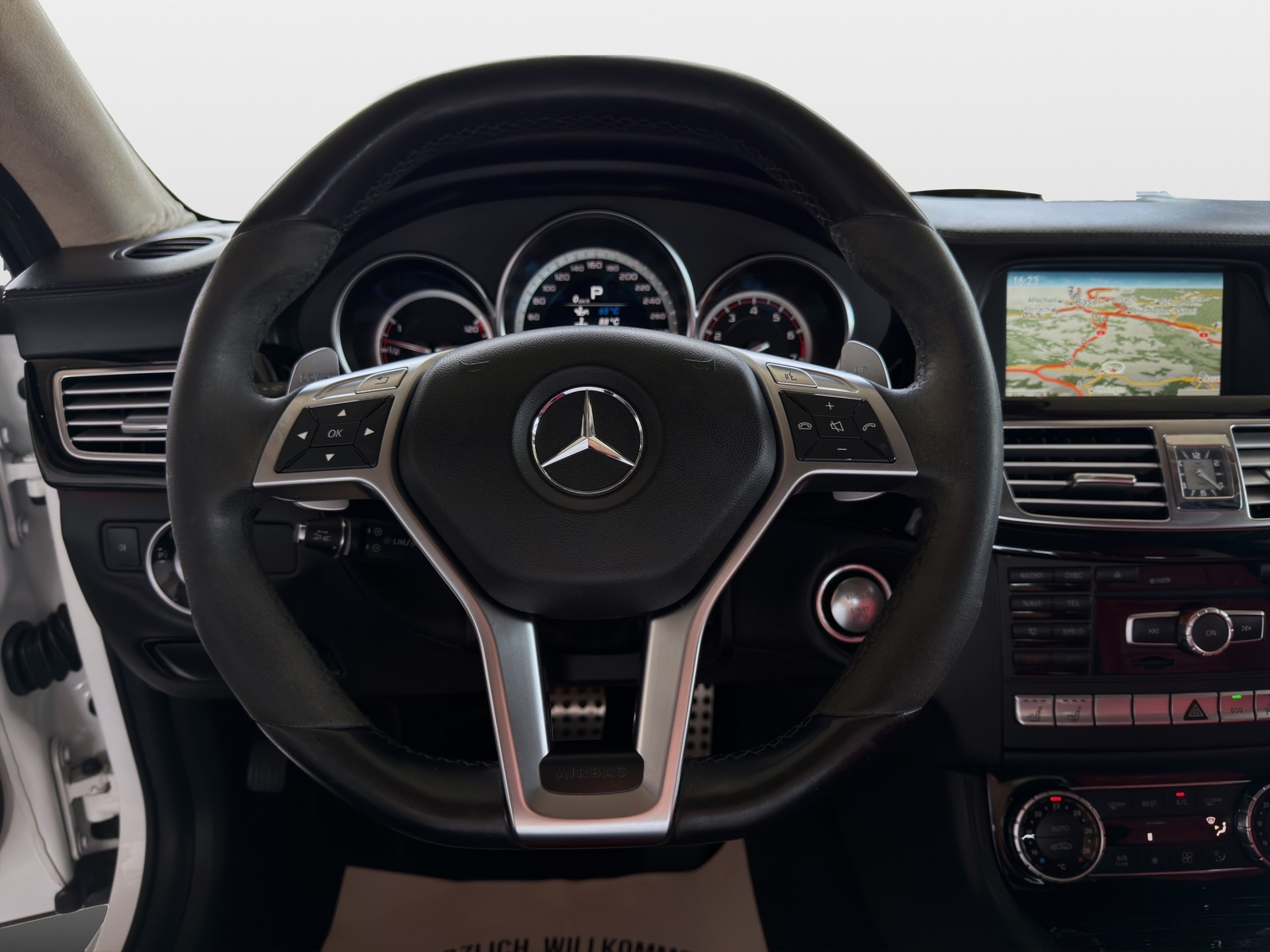 MERCEDES-BENZ CLS 63 AMG S Executive 4Matic Speedshift MCT0*Frisch ab MFK*-image-11