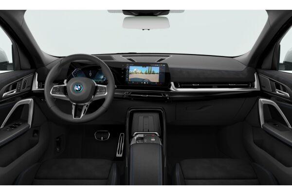 BMW iX2 30 xDrive M Sport-showroom-element-3