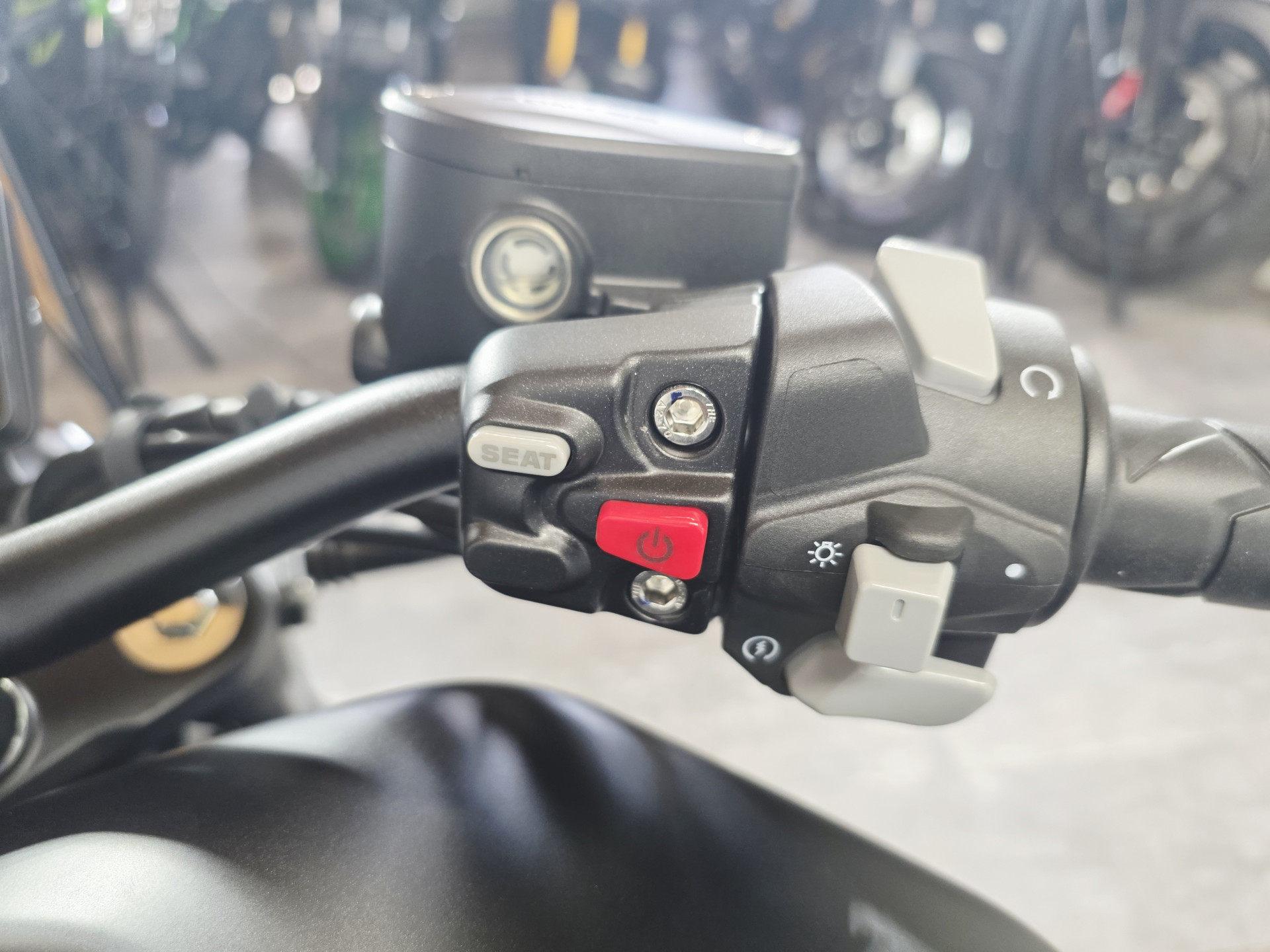 ZONTES 125 C2-image-6