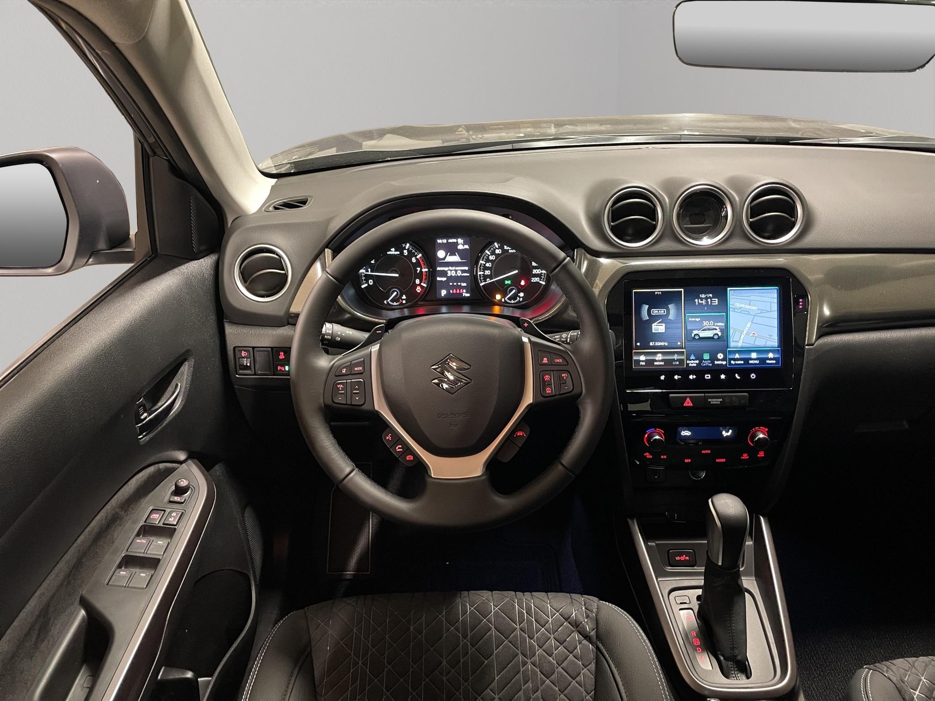 SUZUKI Vitara 1.4 T Compact Top Hybrid 4x4-image-13