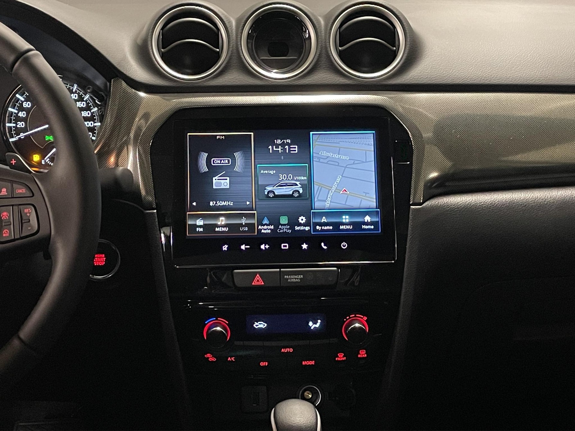SUZUKI Vitara 1.4 T Compact Top Hybrid 4x4-image-10
