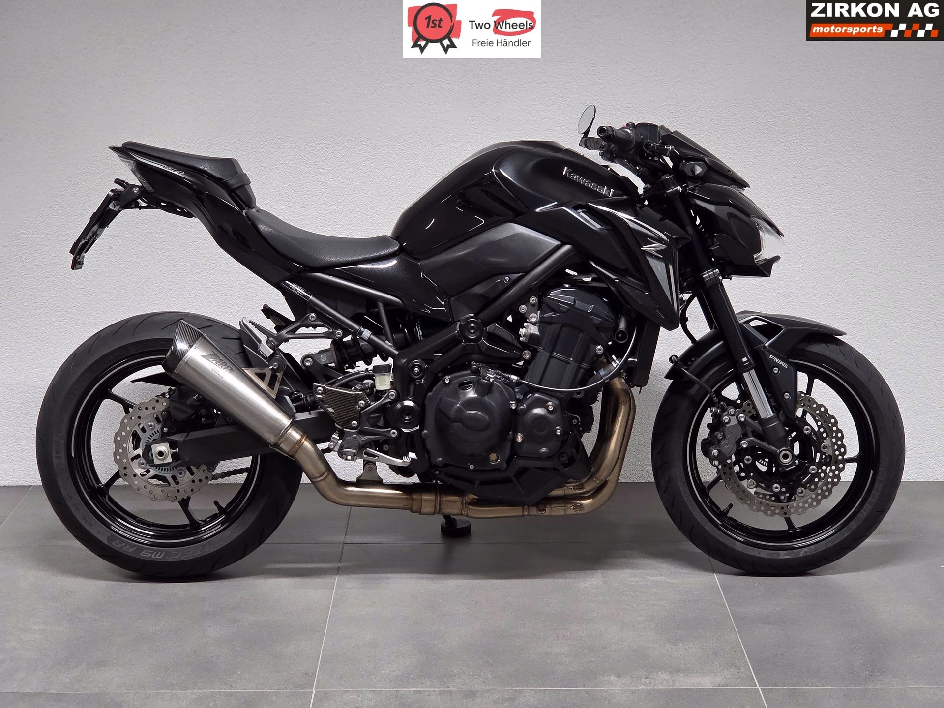KAWASAKI Z 900-image-0