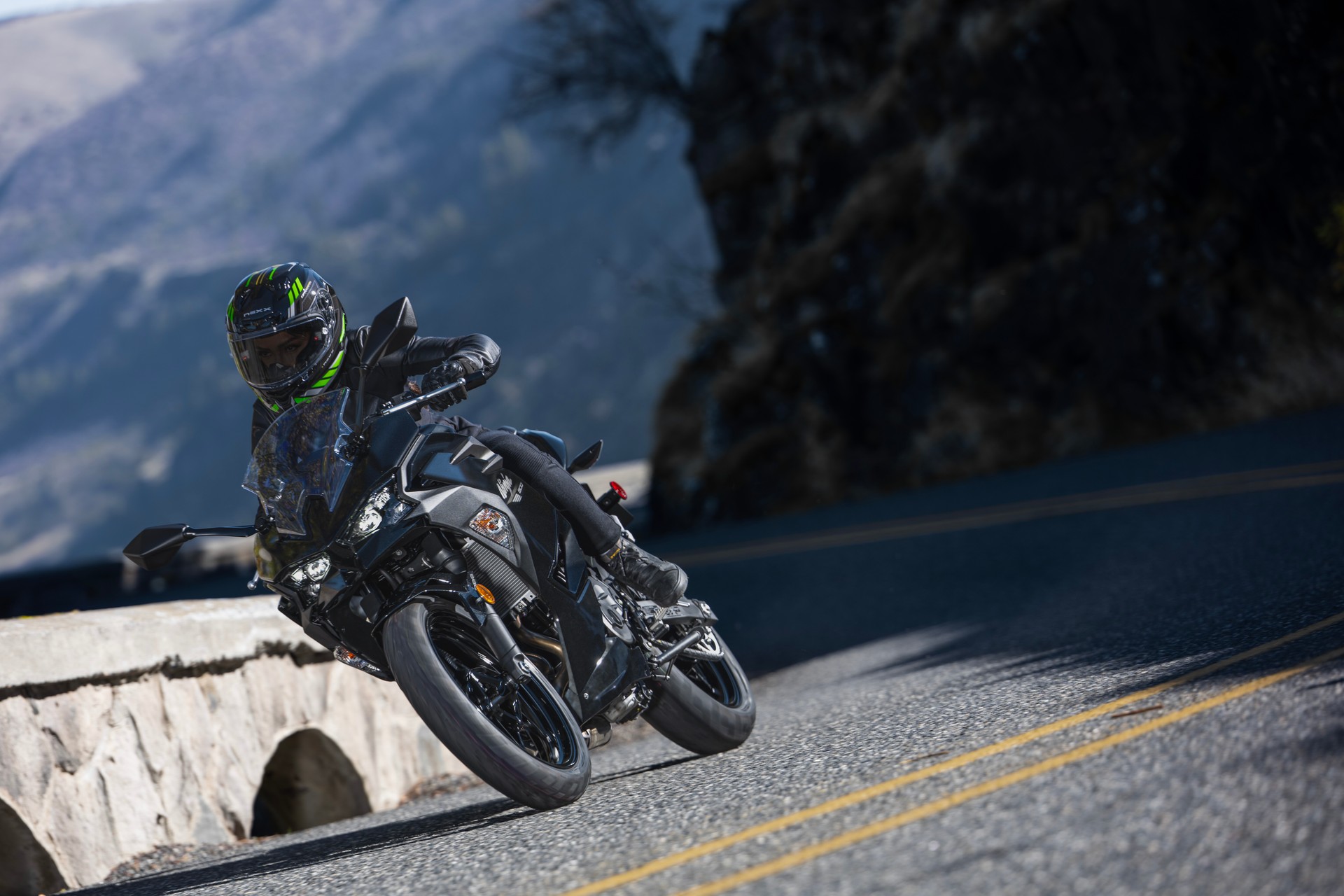 KAWASAKI Ninja 500 MY27-image-5