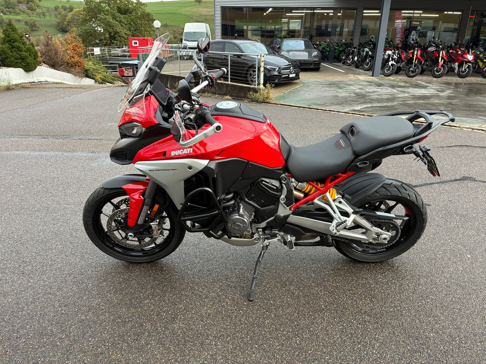 DUCATI Multistrada V4S Travel & Radar-image-1