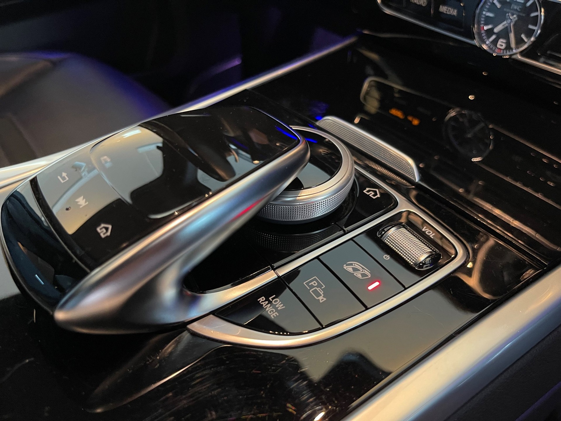 MERCEDES-BENZ G 63 AMG Speedshift Plus G-Tronic-image-24