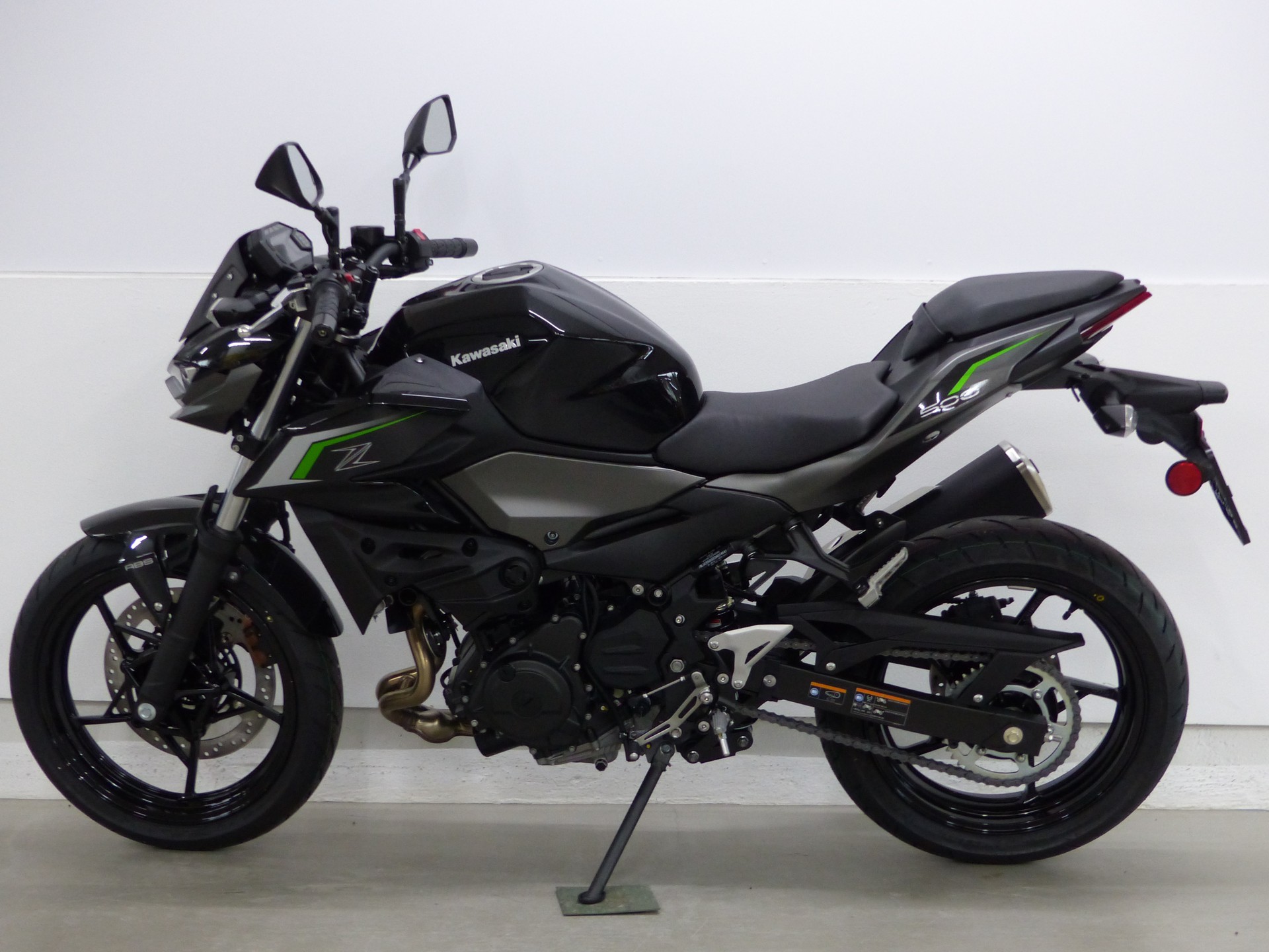KAWASAKI Z 500 ABS-image-2