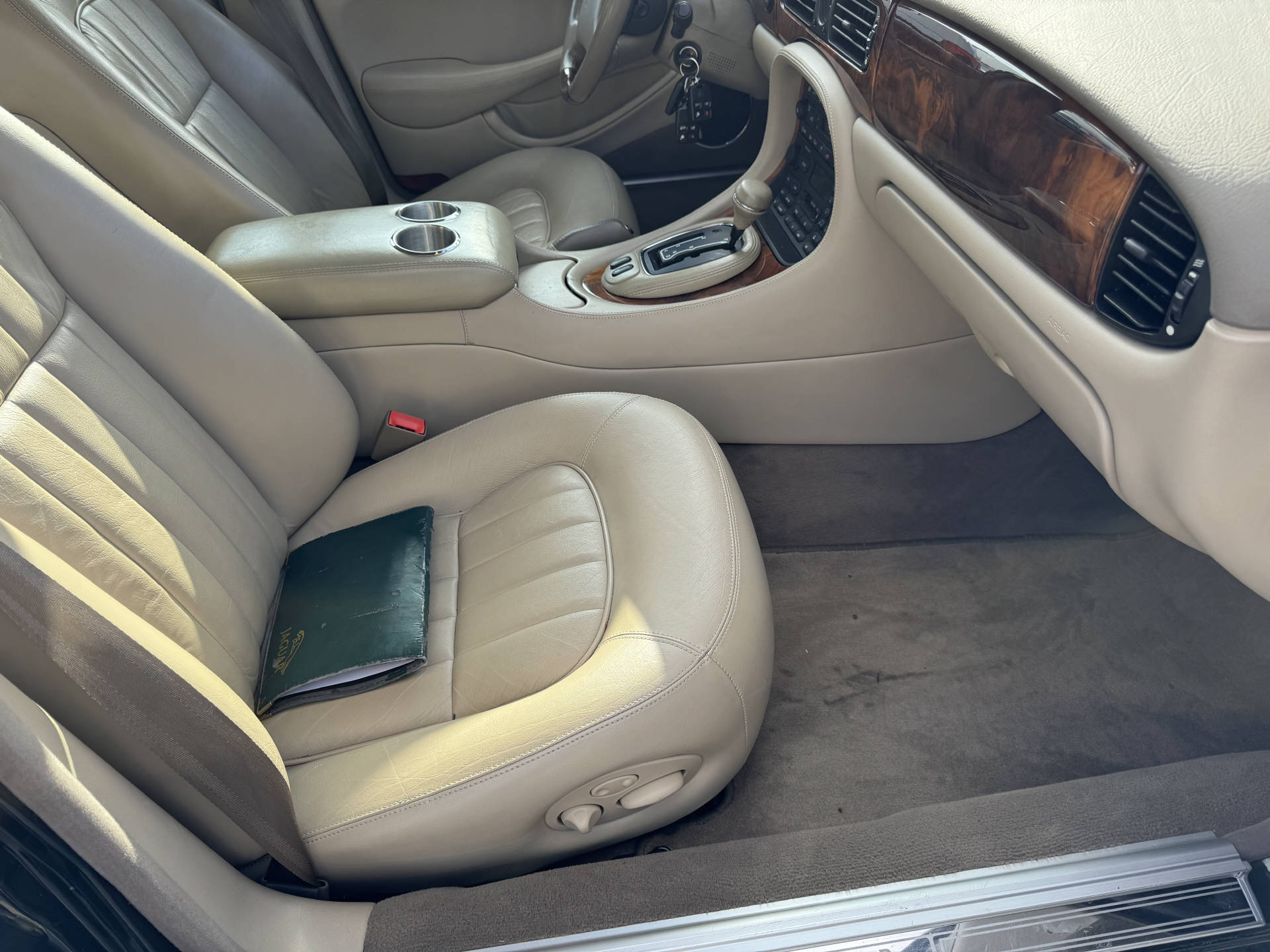 JAGUAR Sovereign 4.0L-image-14