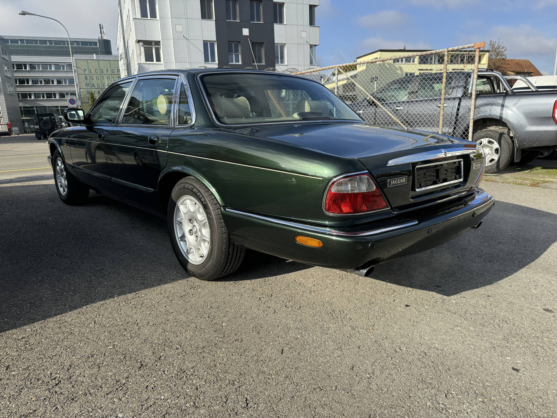 JAGUAR Sovereign 4.0L-image-5
