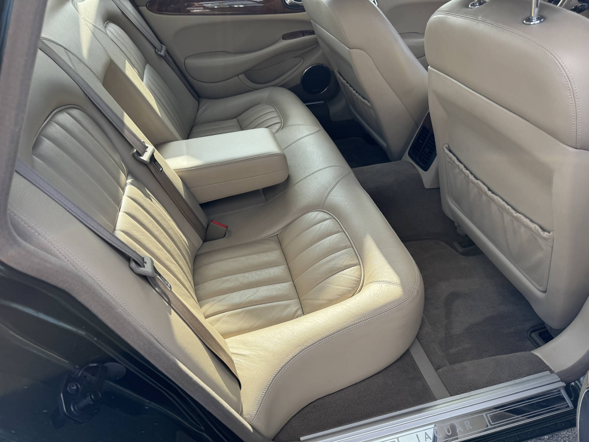 JAGUAR Sovereign 4.0L-image-15