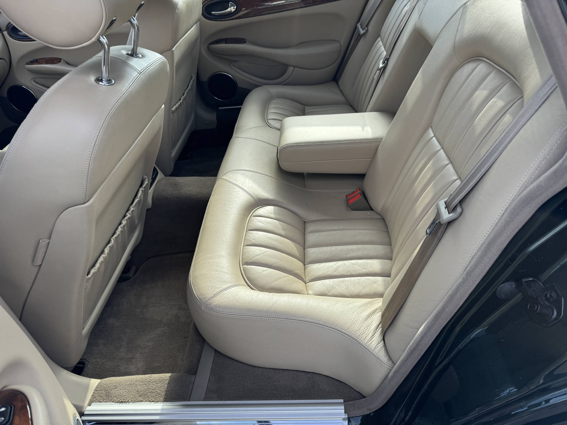 JAGUAR Sovereign 4.0L-image-11