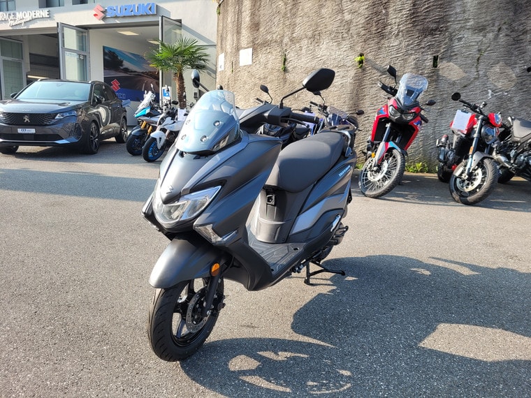 SUZUKI BURGMAN 125-image-4