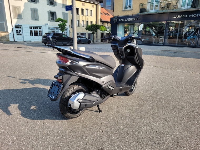 SUZUKI BURGMAN 125-image-2