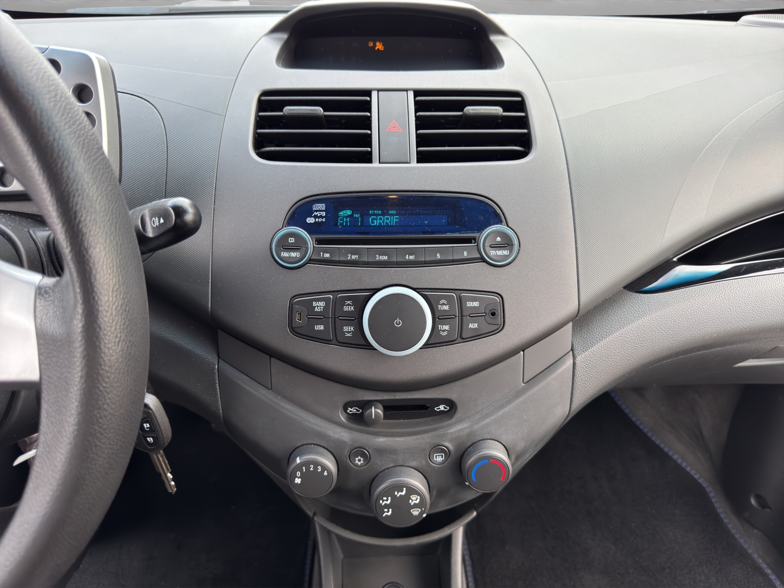 CHEVROLET Spark 1.2 LS-image-14