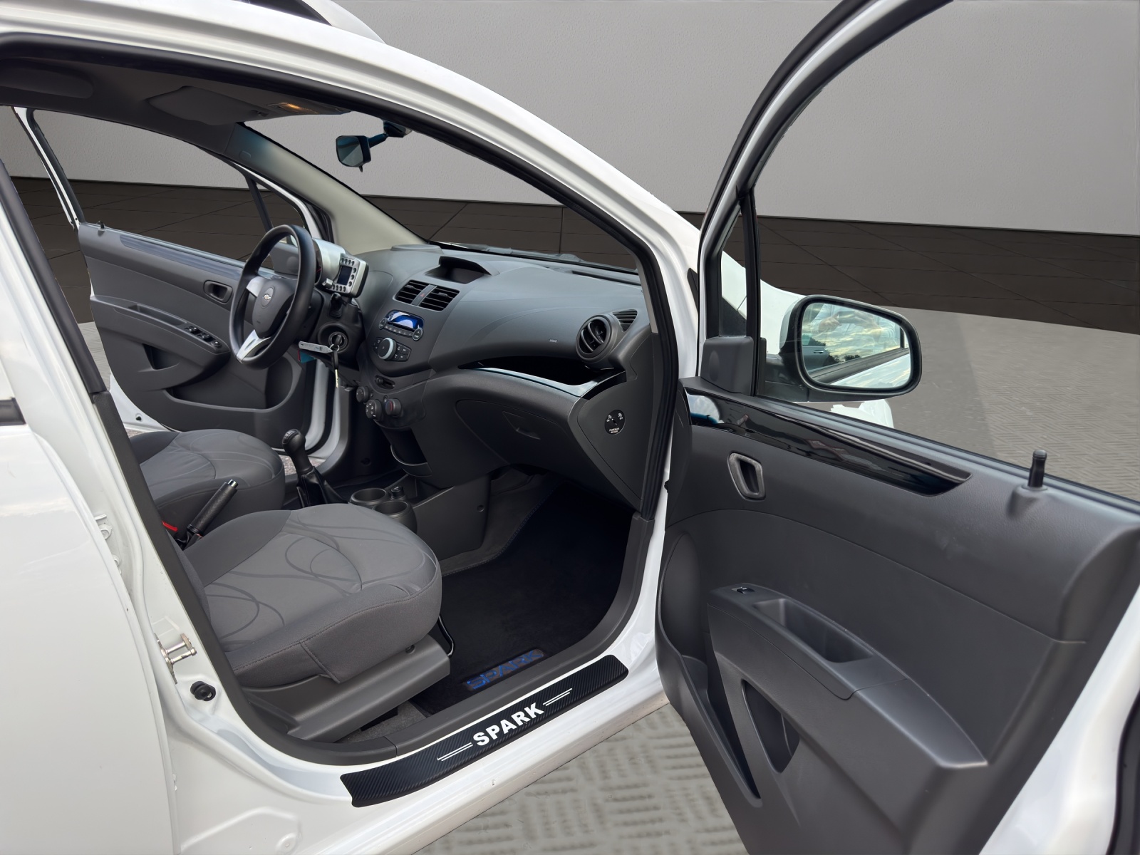CHEVROLET Spark 1.2 LS-image-21