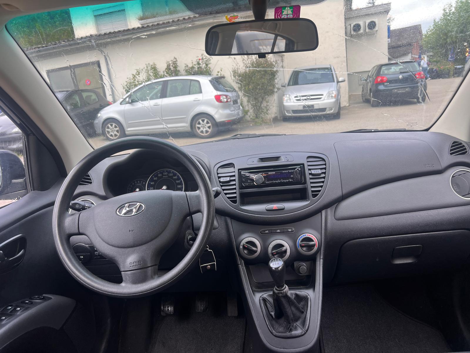 HYUNDAI i10 1.1 Comfort-image-4
