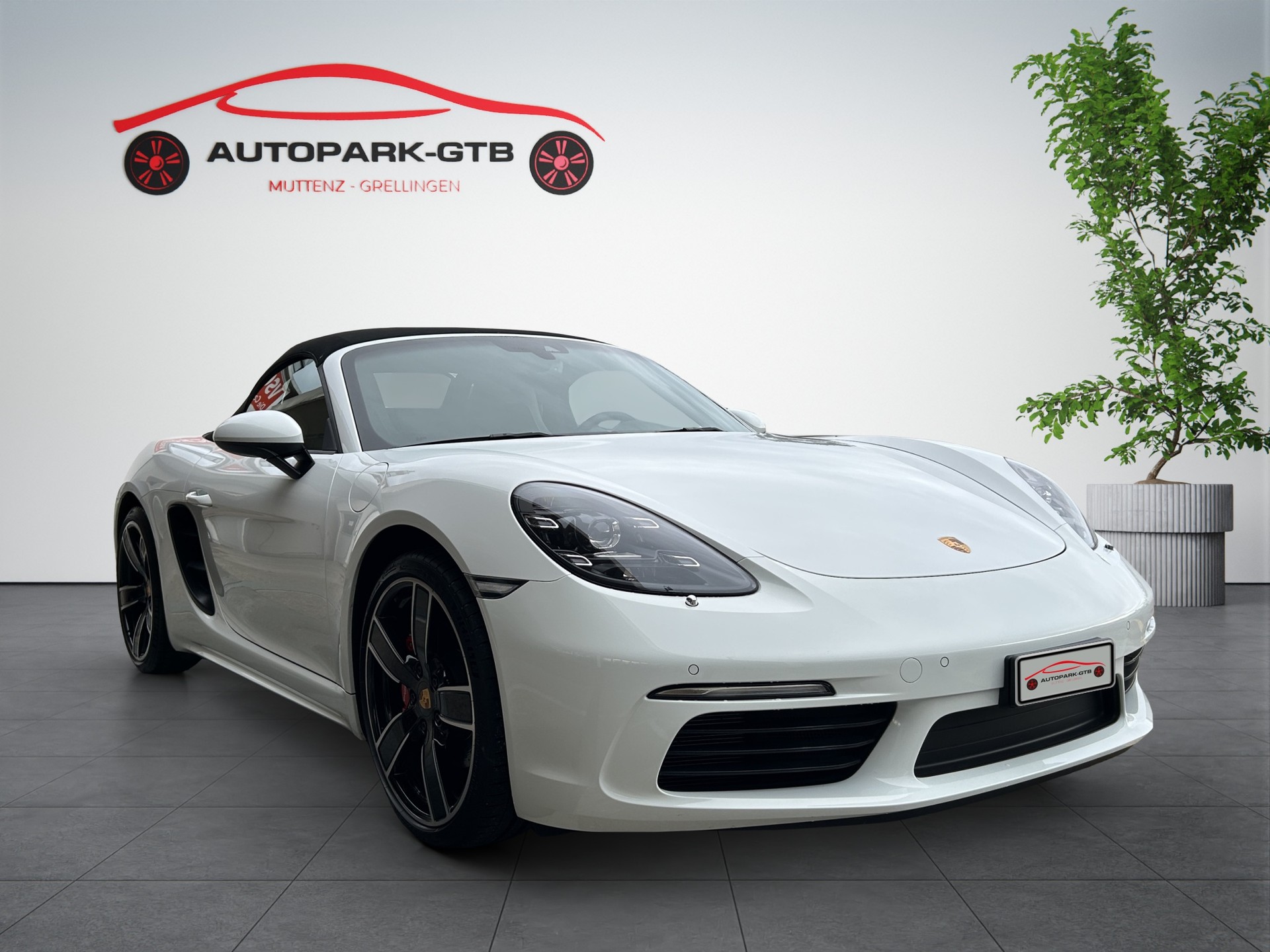 PORSCHE 718 Boxster S 2.5 PDK-showroom-element-1