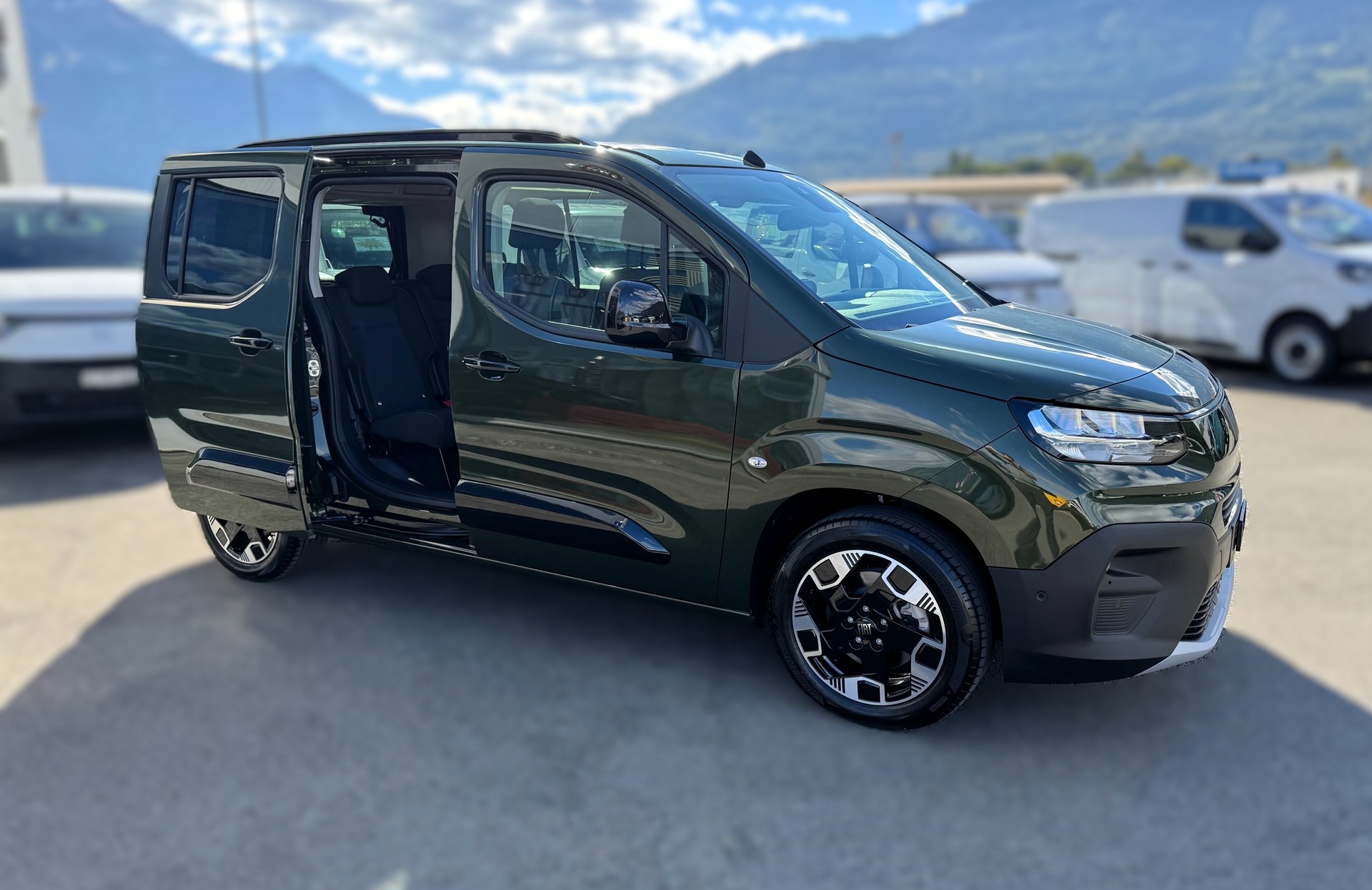 FIAT E-Doblò Elektro 100kW Lounge-image-8