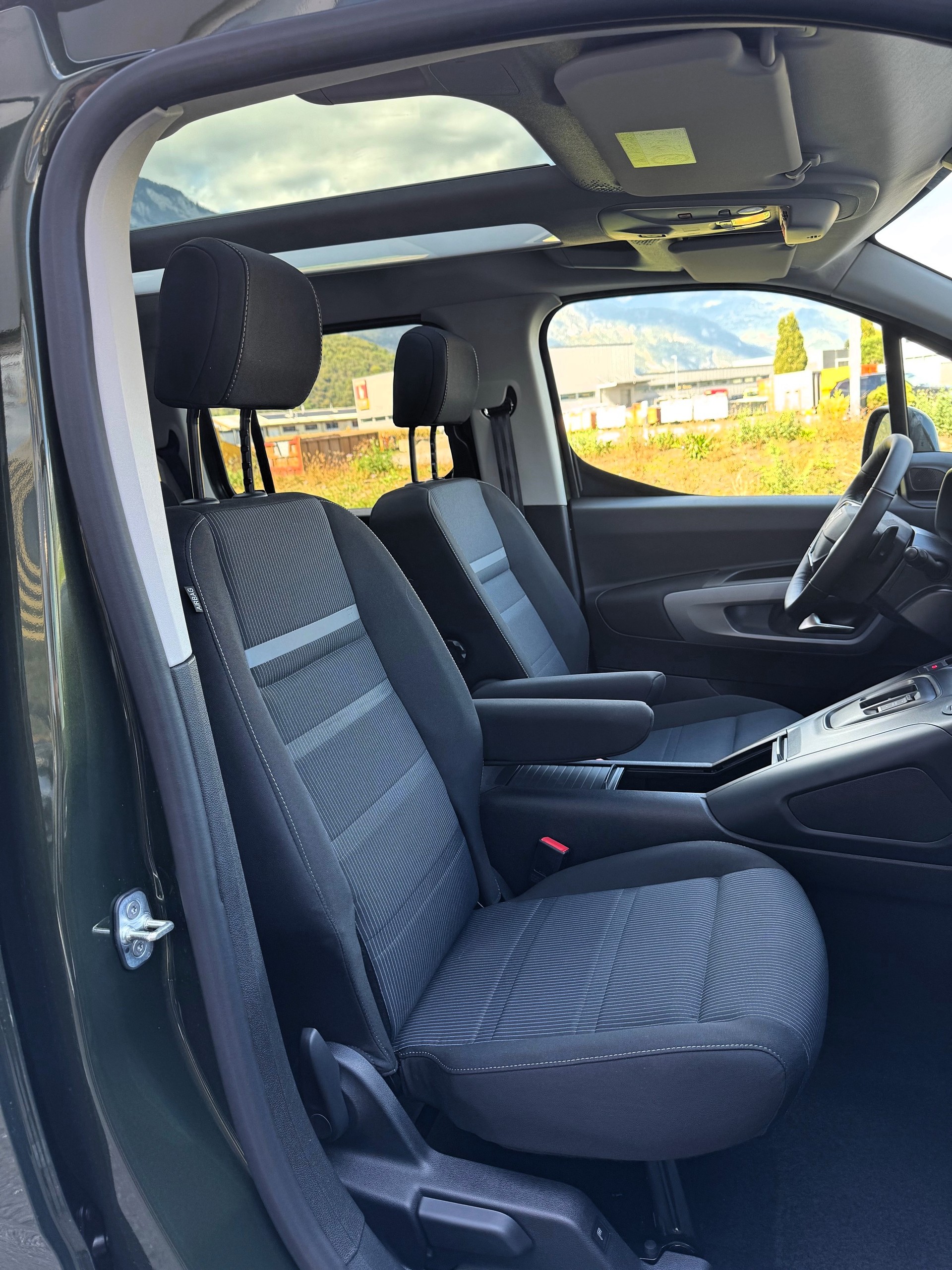 FIAT E-Doblò Elektro 100kW Lounge-image-17