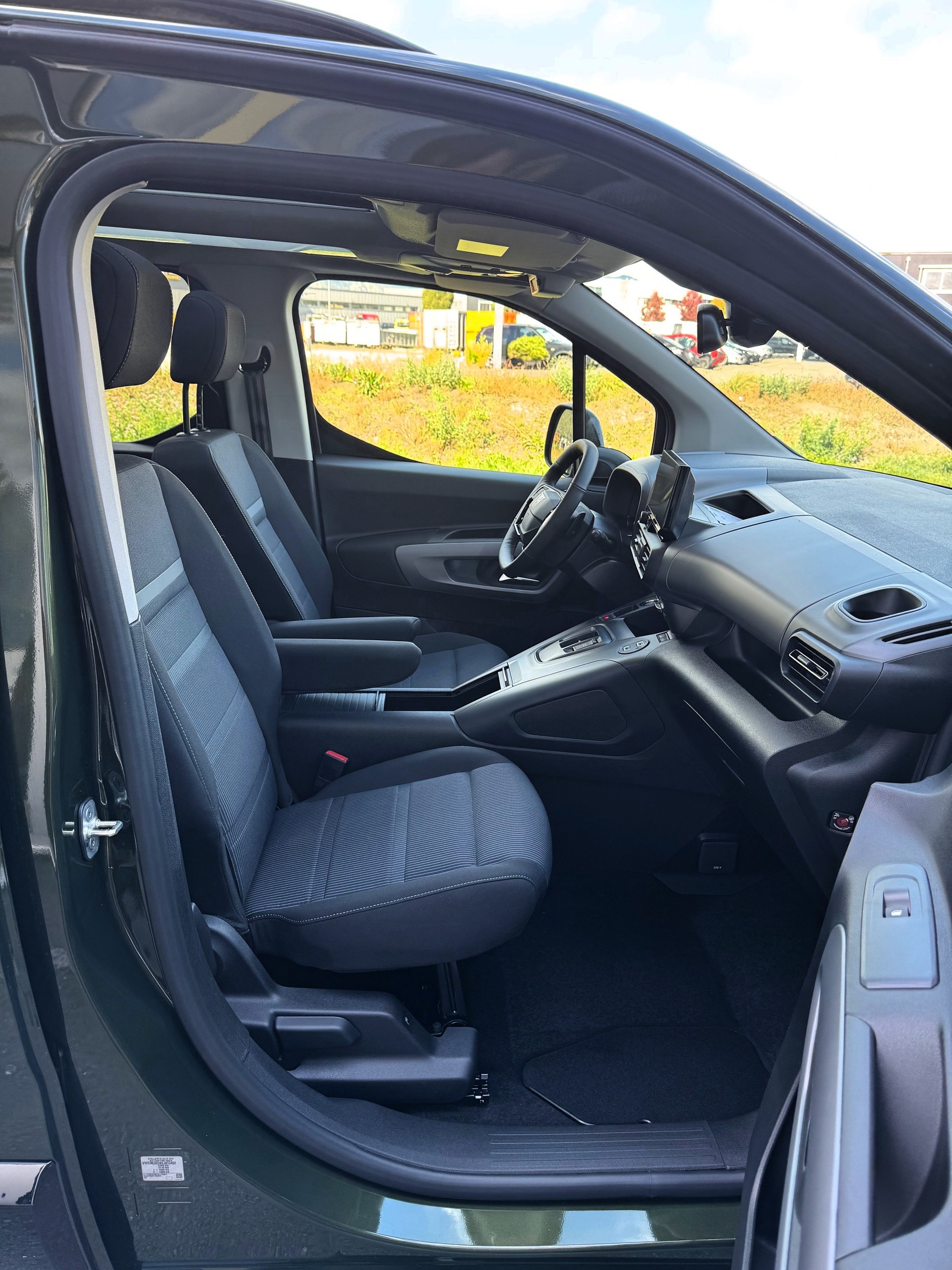 FIAT E-Doblò Elektro 100kW Lounge-image-16