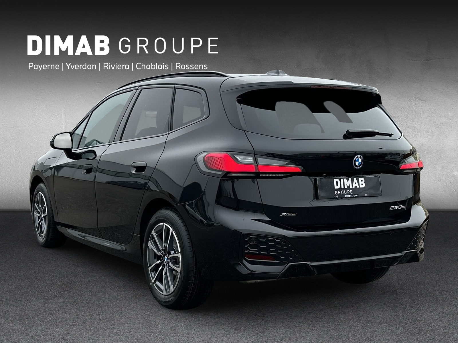 BMW 230e xDrive Active Tourer M Sport**Action de leasing à 0.9%**-showroom-element-2