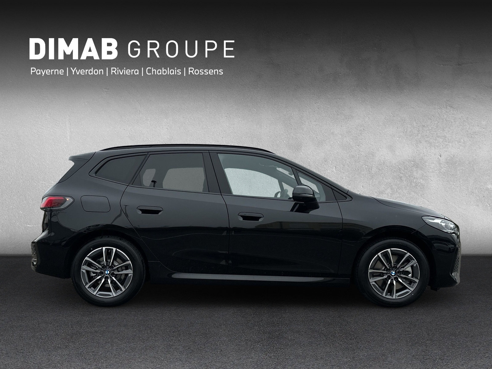 BMW 230e xDrive Active Tourer M Sport**Action de leasing à 0.9%**-image-5