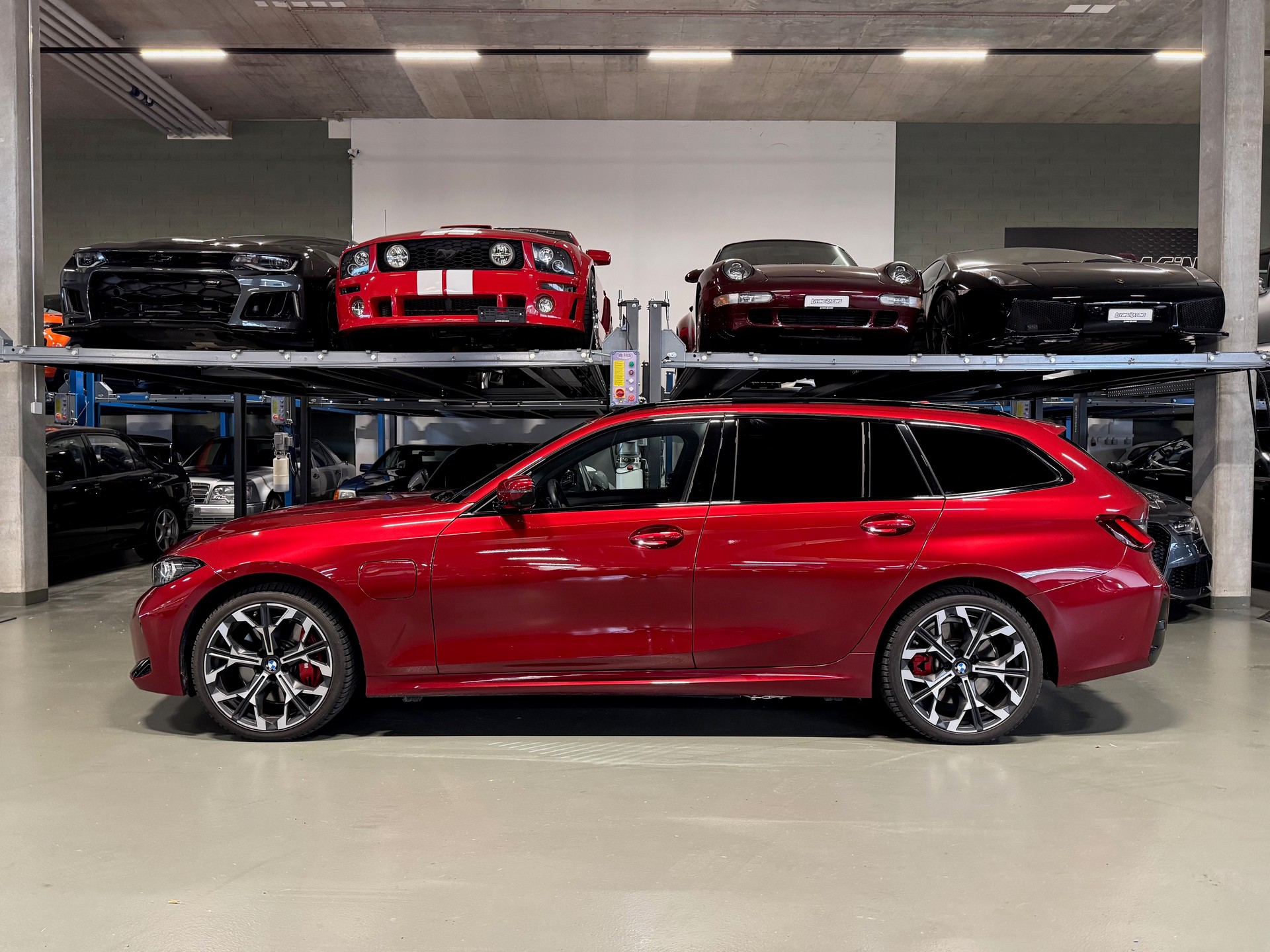 BMW 330e xDriveTouring Steptro*FaceLift2025*