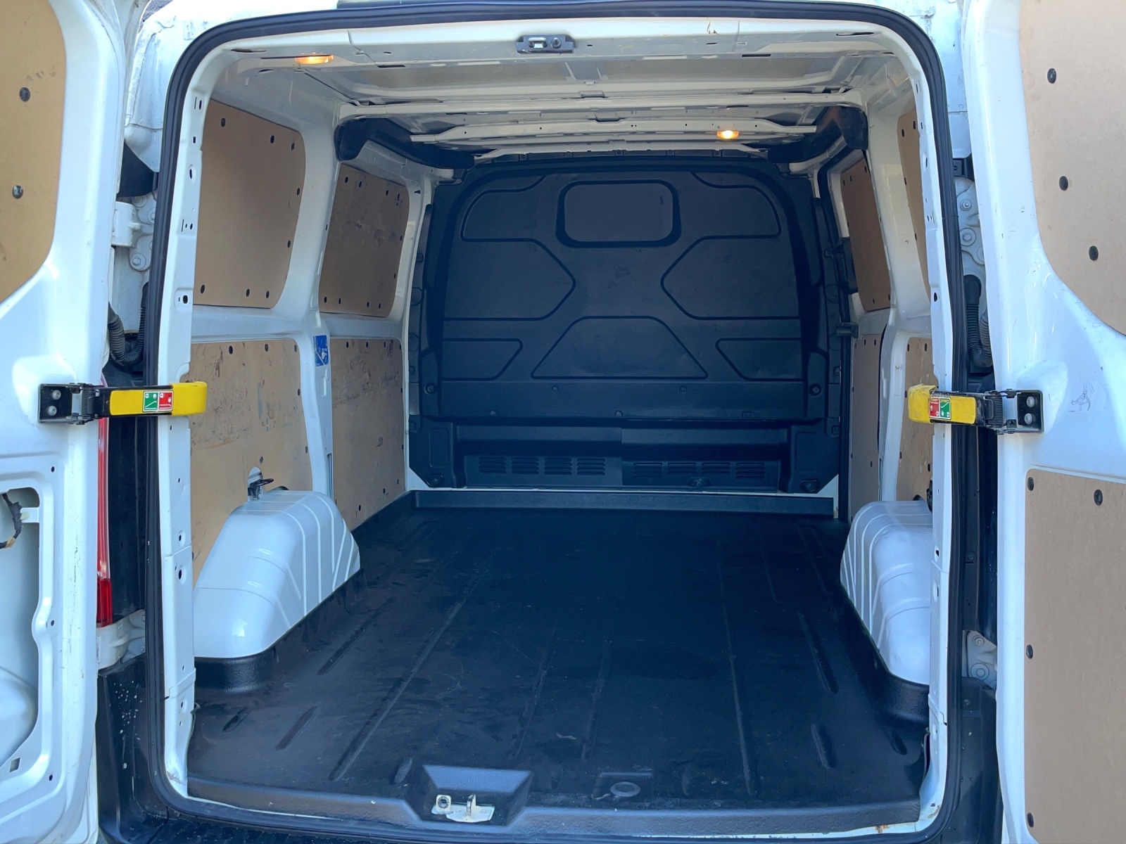FORD Transit C Van 260 L1 2.0 TDCi 105 StartUp-image-9