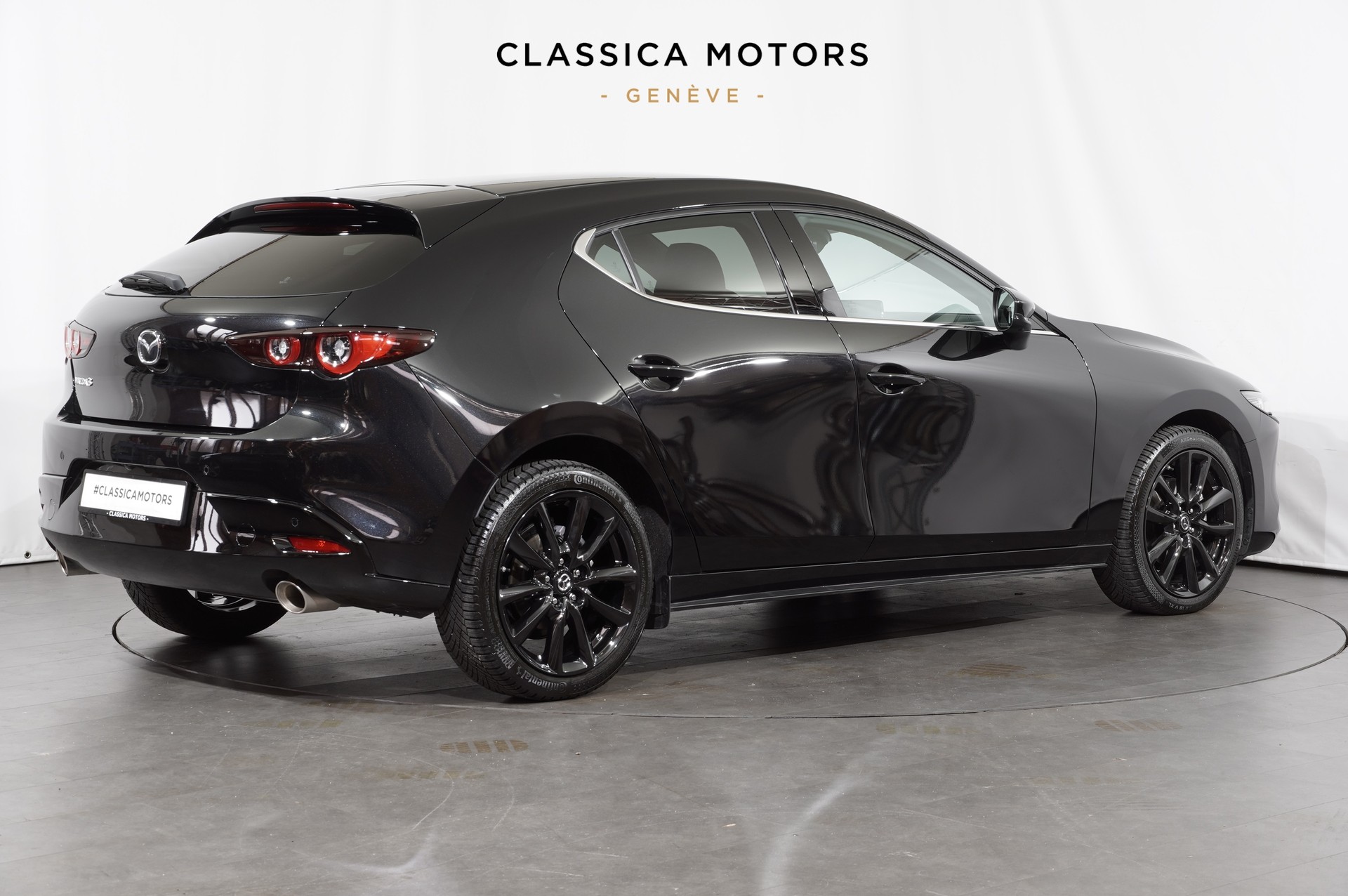 MAZDA 3 Hatchback SKYACTIV-X M Hybrid 186 Takumi Automat-showroom-element-3
