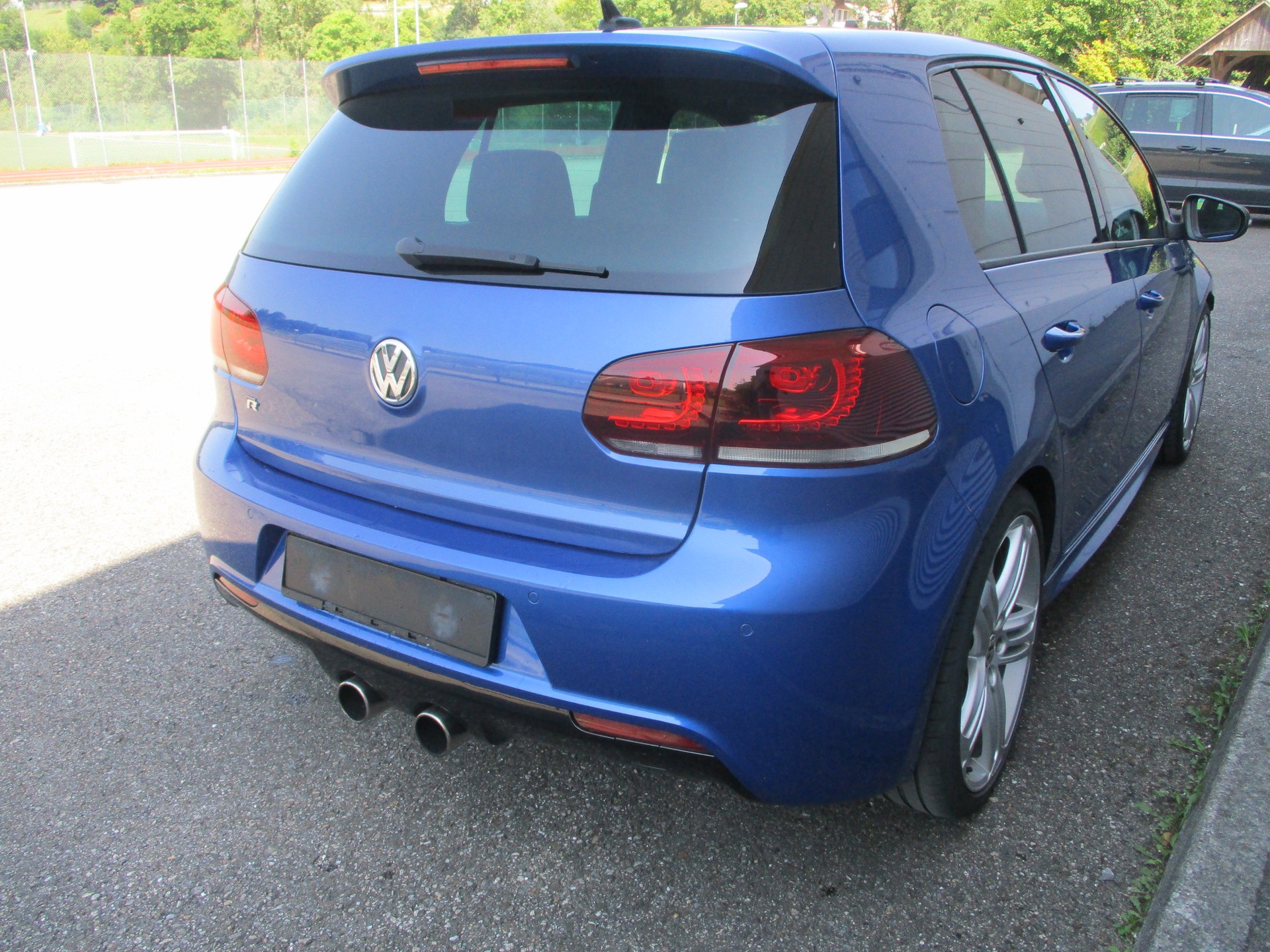 VW Golf 2.0 TSI R 4Motion DSG-image-3