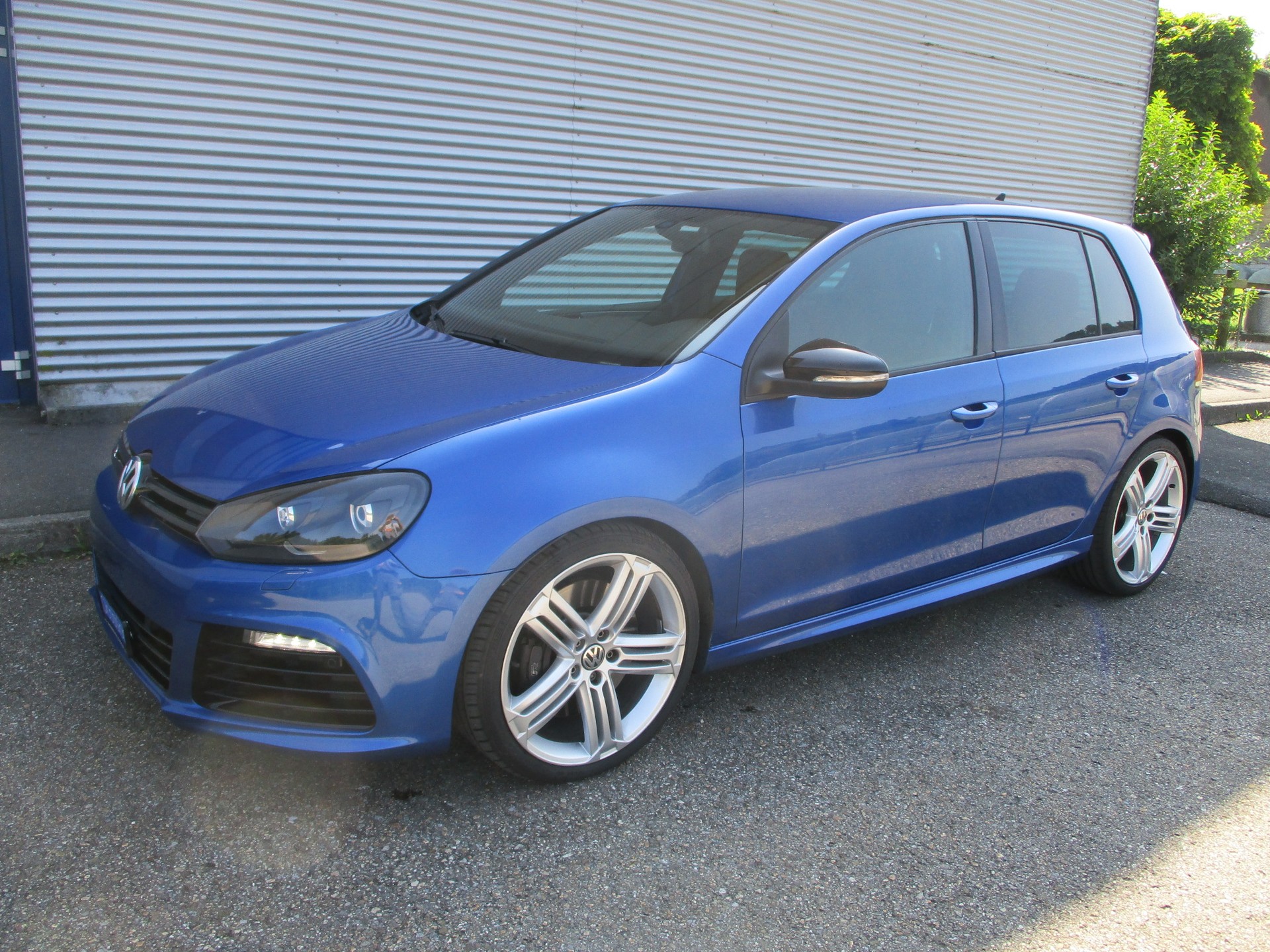 VW Golf 2.0 TSI R 4Motion DSG-image-1