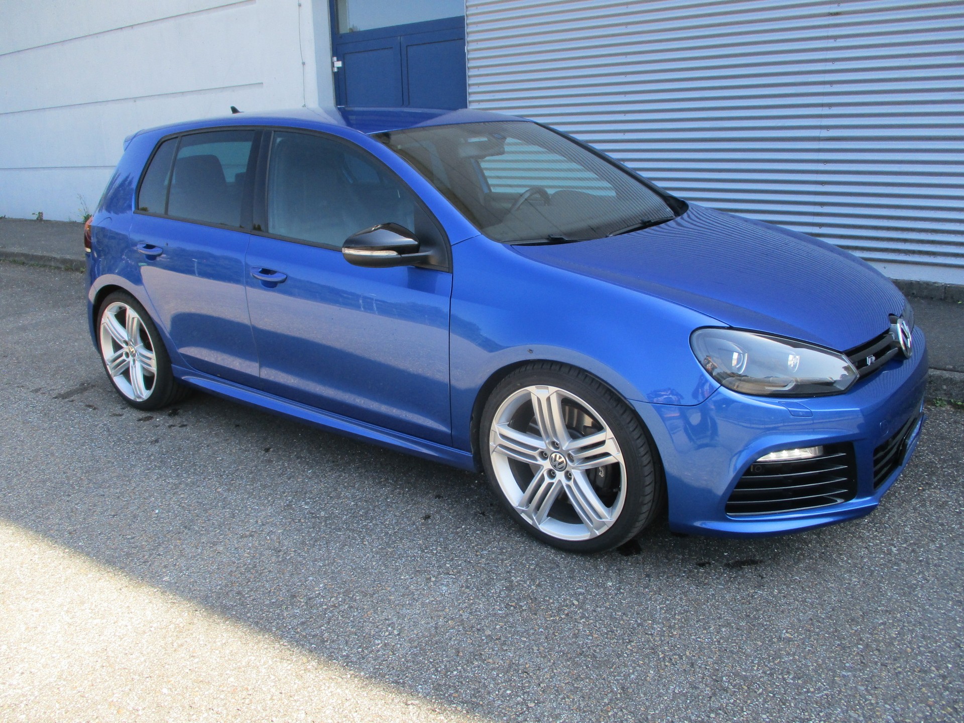 VW Golf 2.0 TSI R 4Motion DSG-image-4